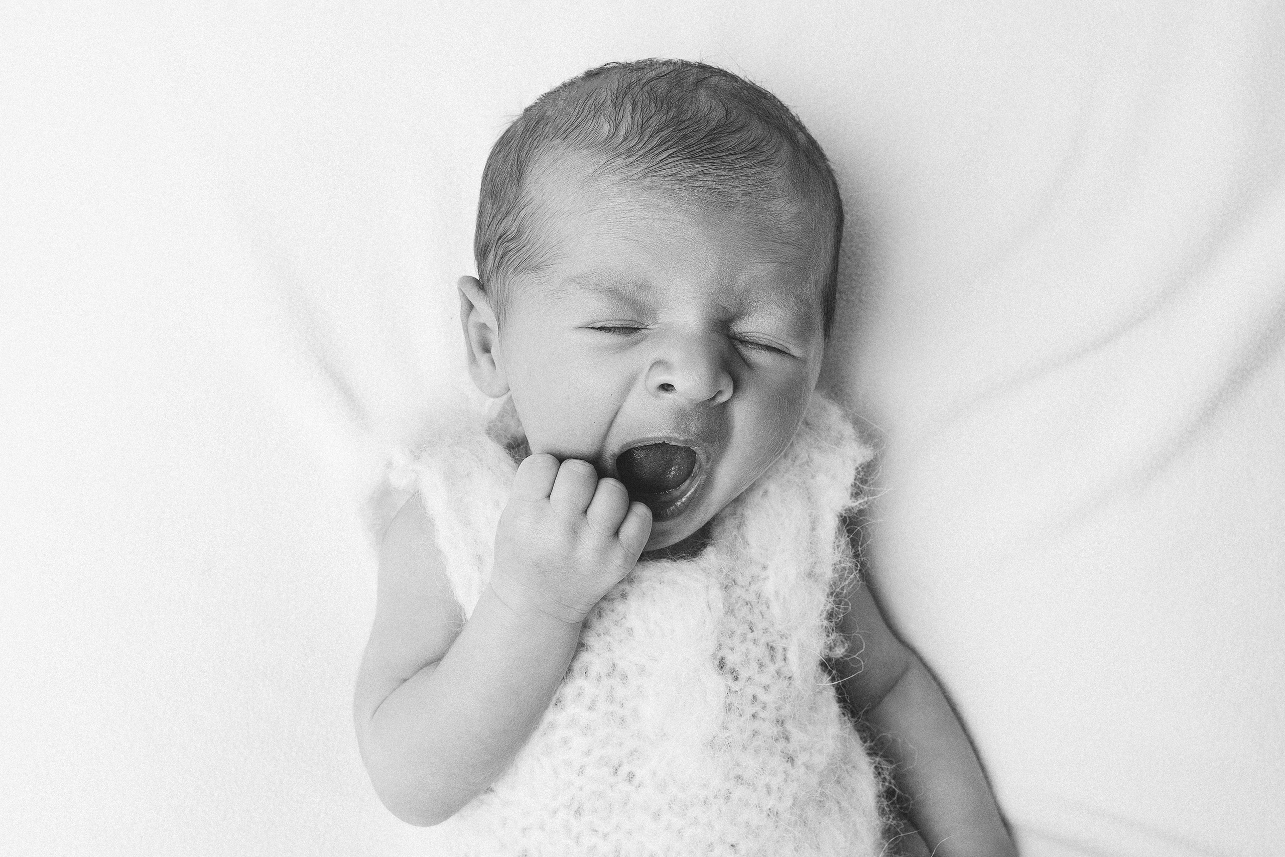 Ensaio Newborn Menino. Kelen Wehr Fotografia | Fotógrafa de Gestante e Newborn em São José dos Campos