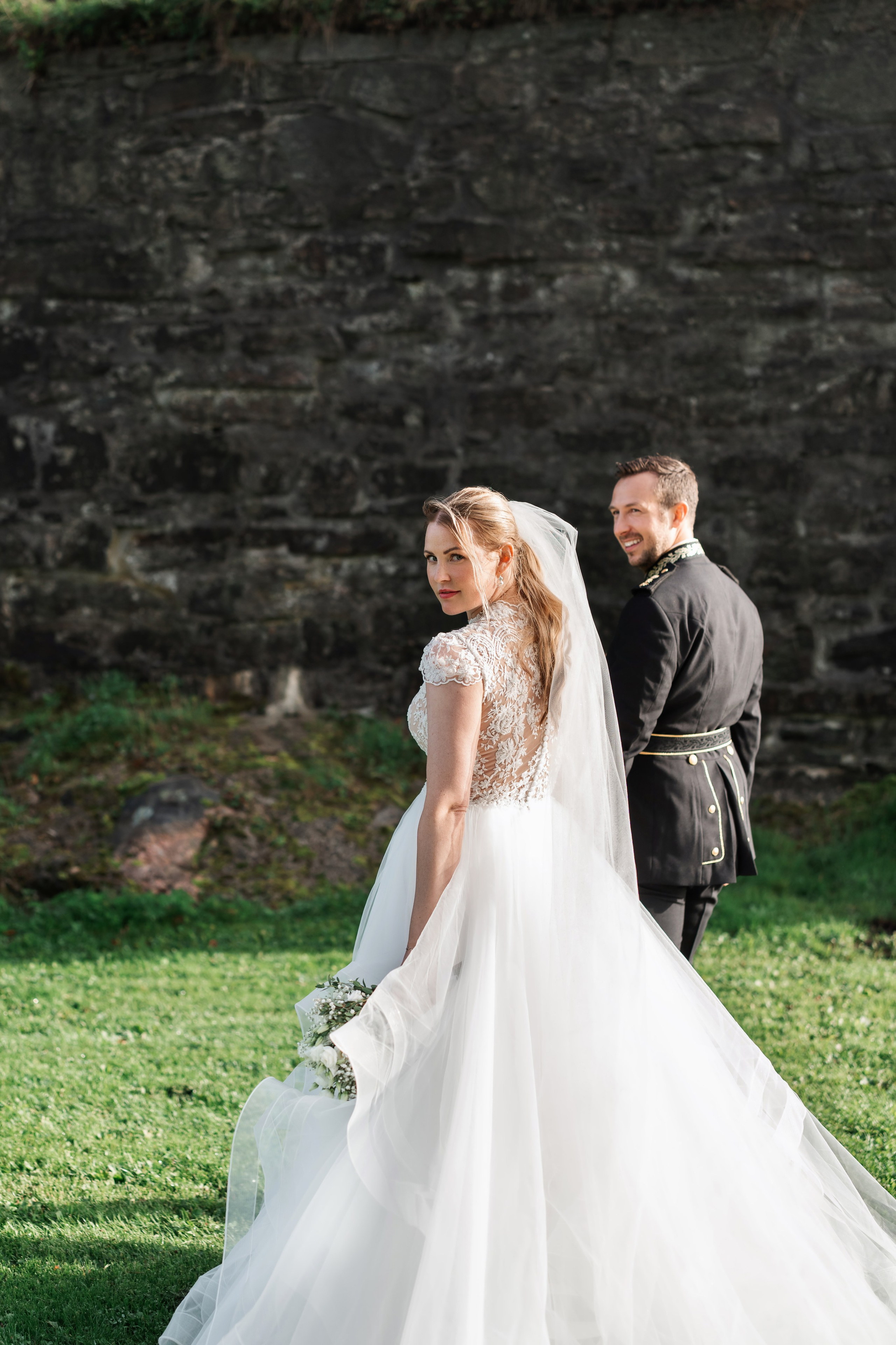 LINN & LARS. Bryllupsfotograf i hele Norge