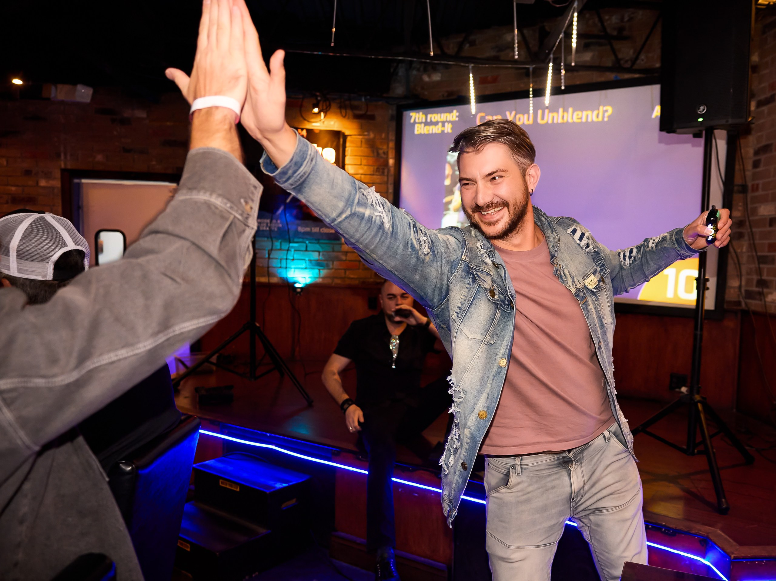 SOUNDS GOOD#2. Photographer Julia Makoveeva