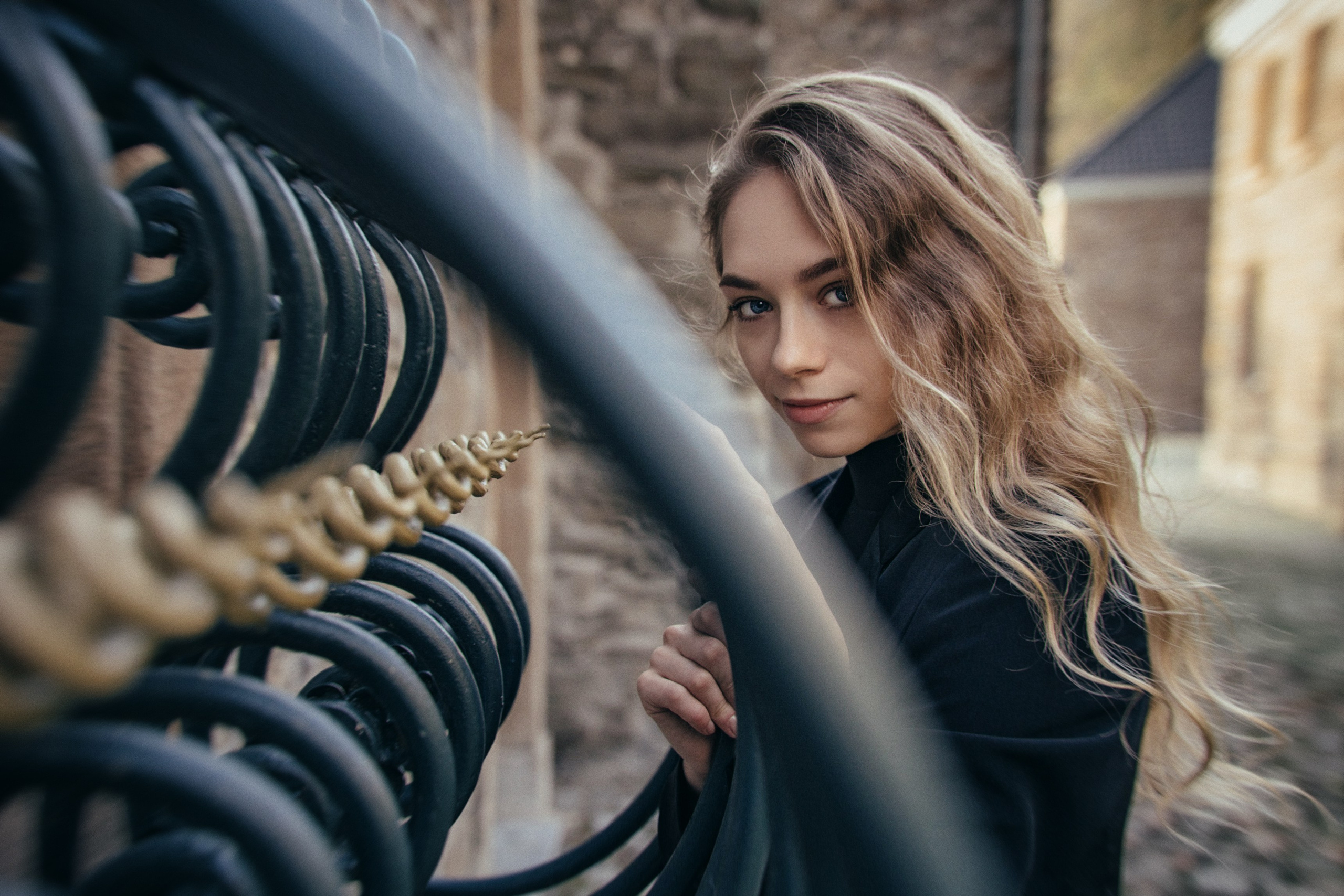 DIVERSE. Portrait photographer in Germany and all over Europe Mischa Blank