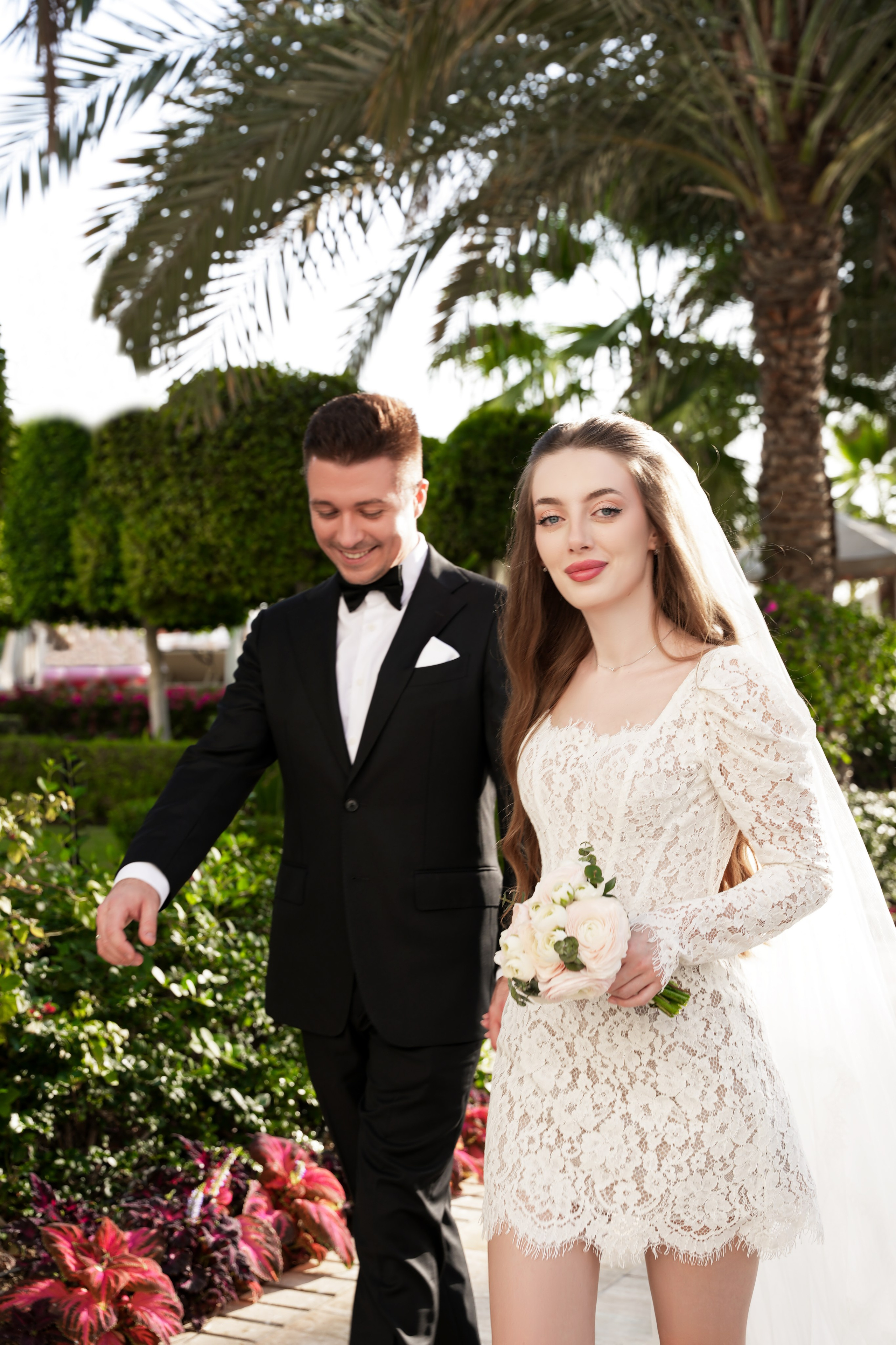 WEDDING. Photo and video production. Editing & retouching services. Training