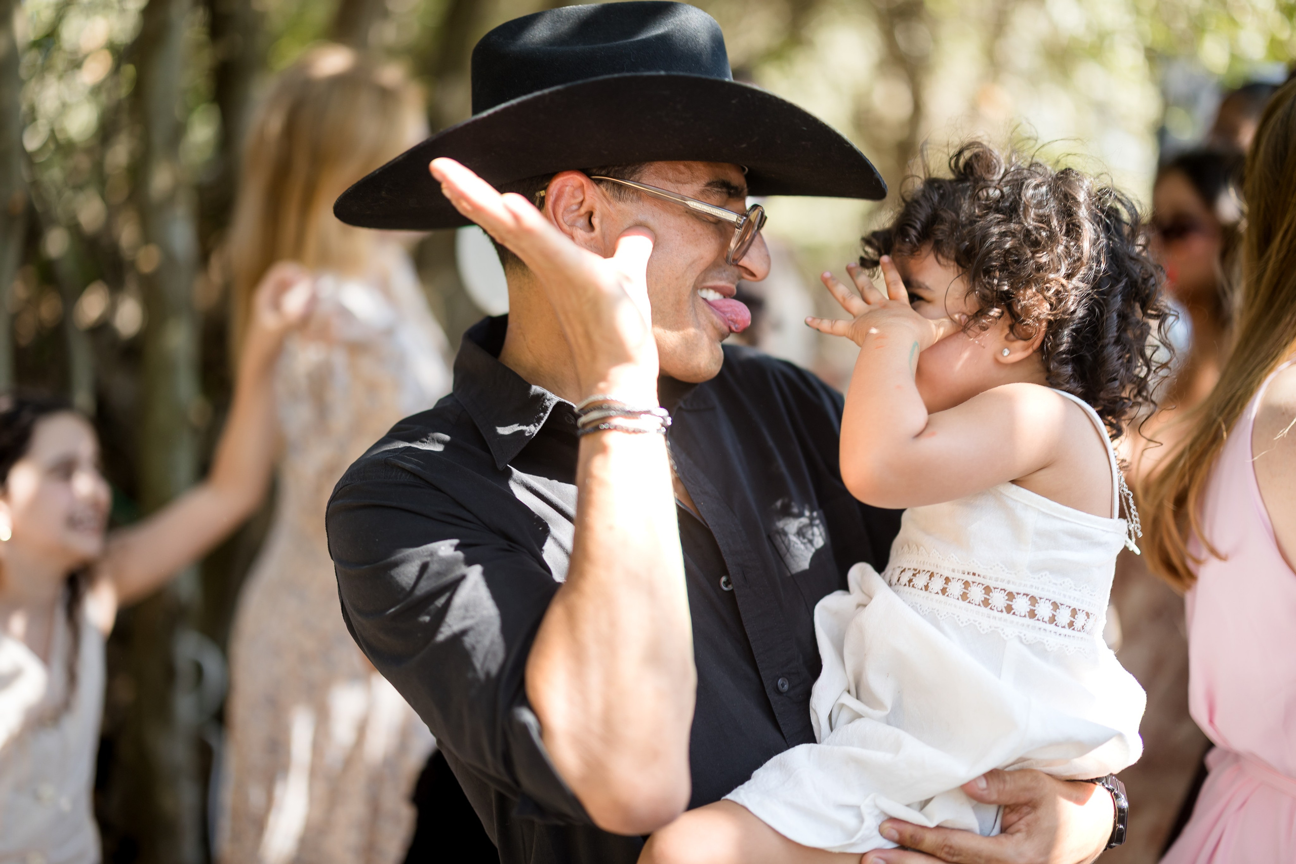 Eden & Raz. AMIR BUCHNIK PHOTOGRAPHER