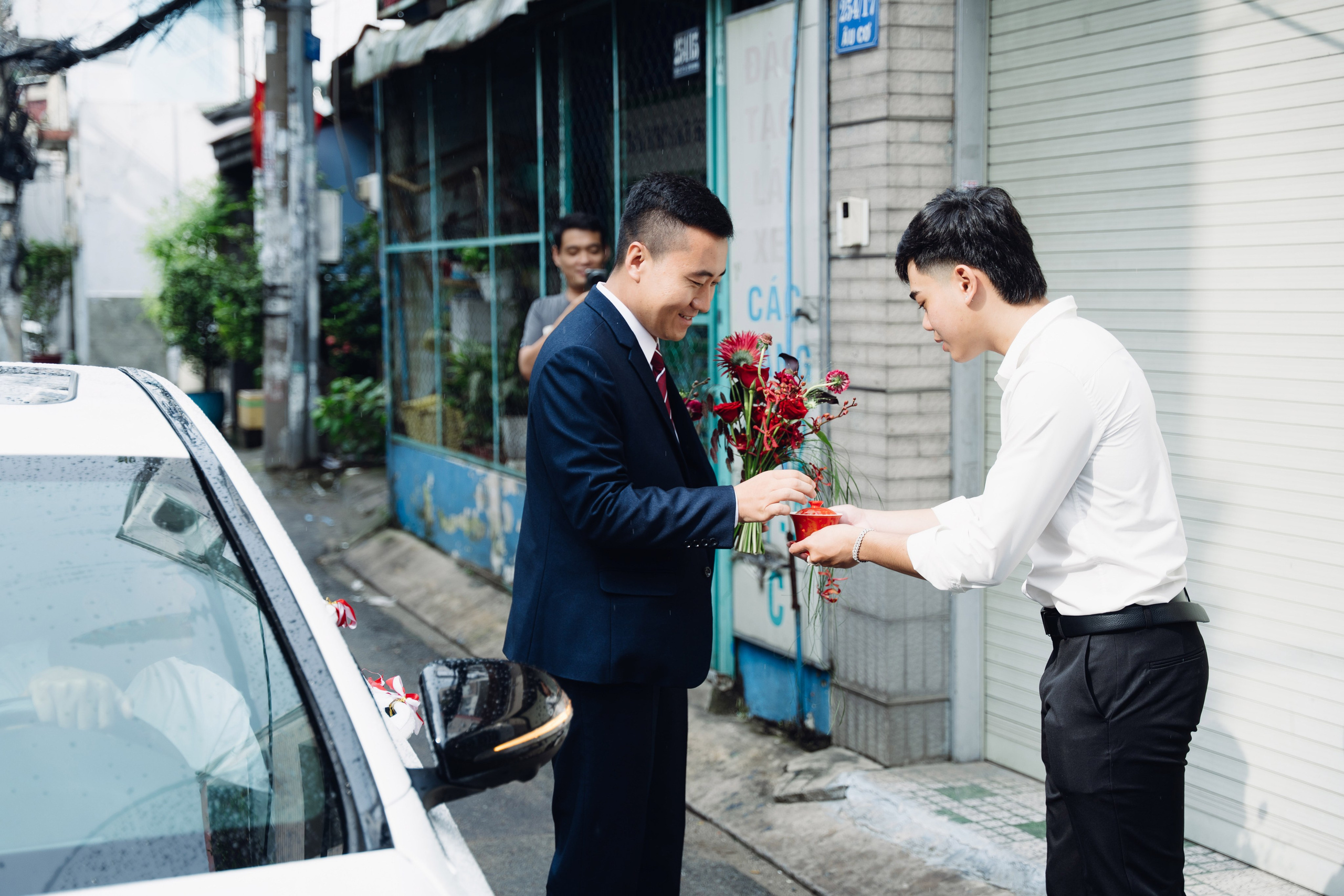 Zhang + Dinh | Photojournalism. BenColor Studio