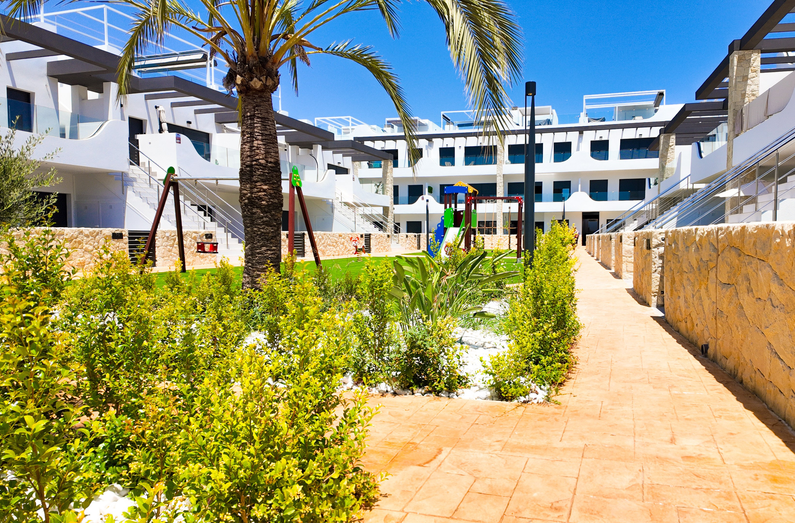 PALMVIEW I&M GROUP. Baby Beast