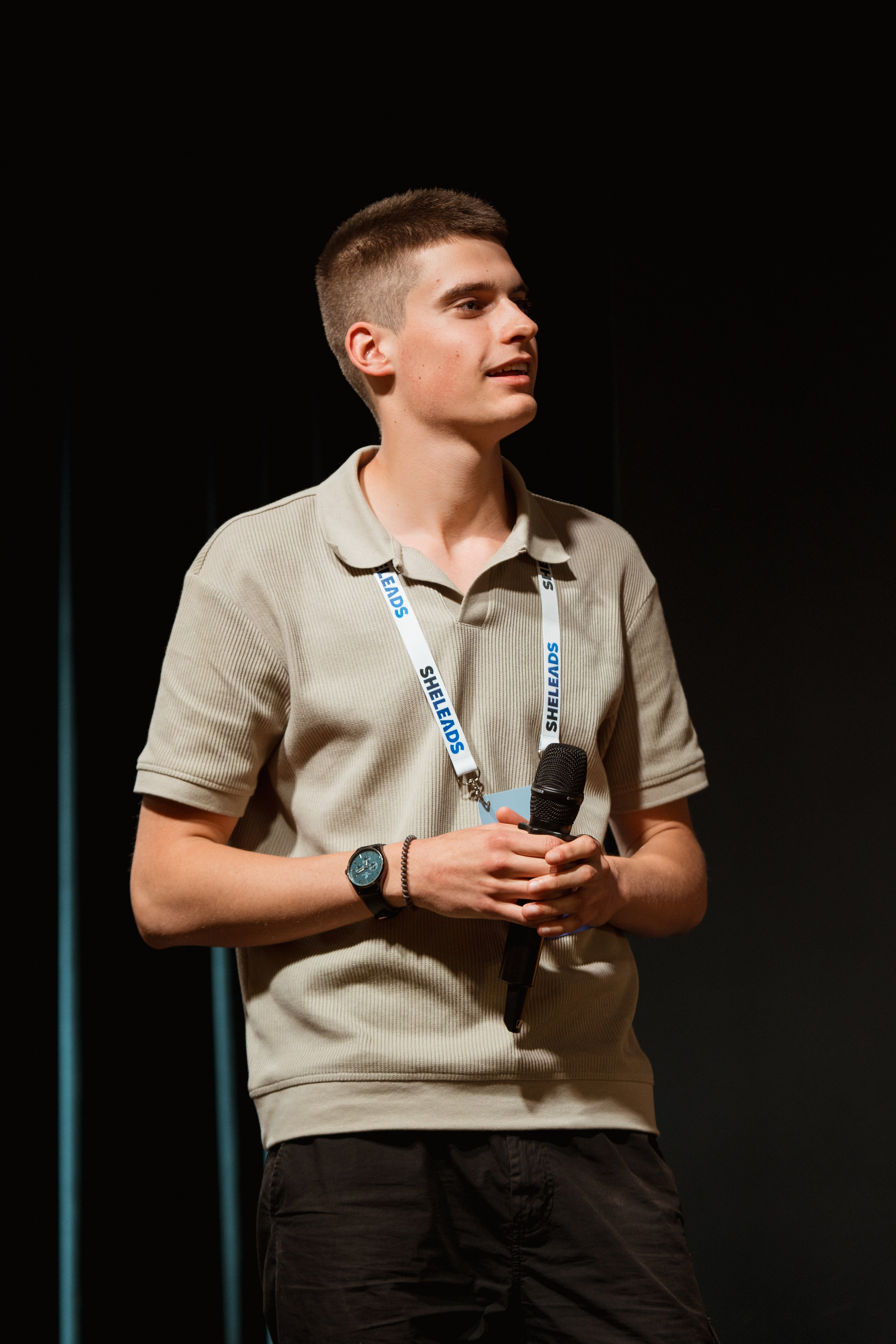 Sheleads Demo Day. Kostiantyn Holinchenko. Reportage and portrait photographer
