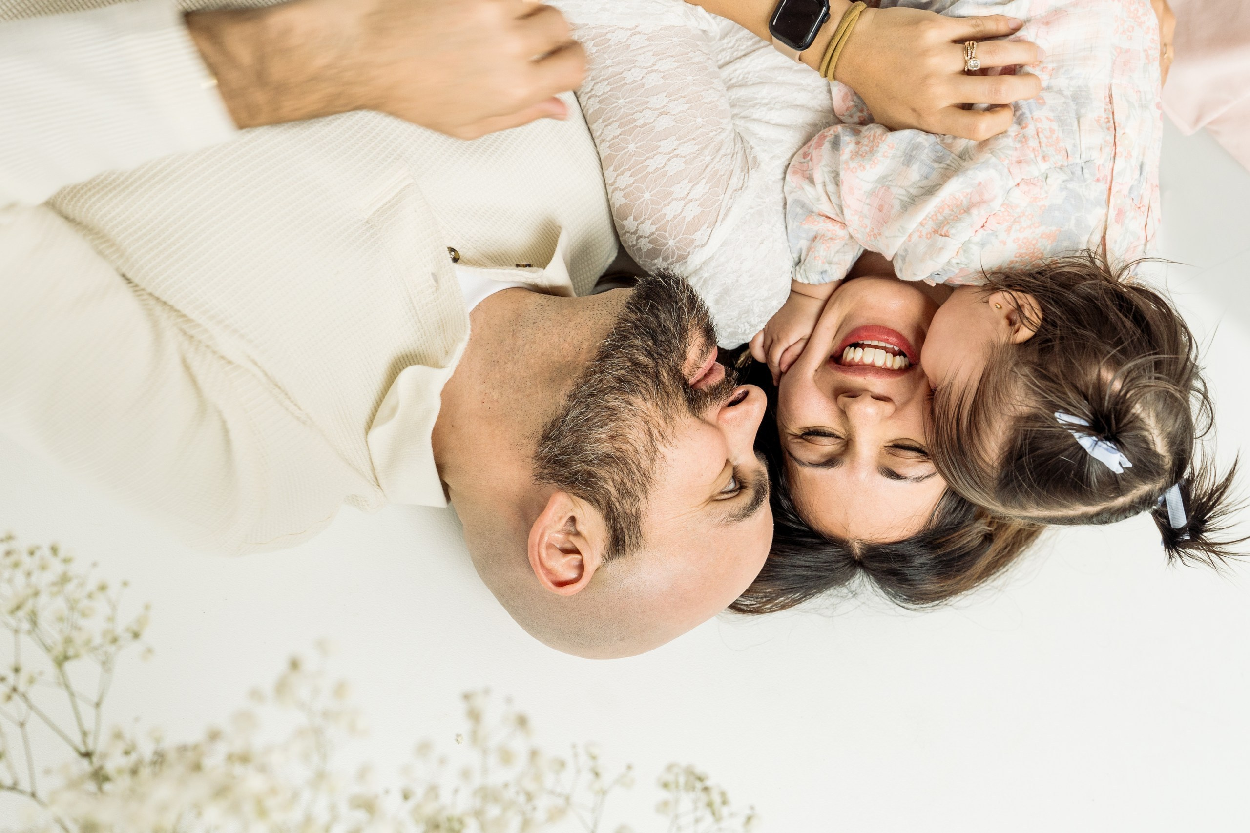 Vivian, Jose, Ariana. Alisa Tant — Family and newborn photographer Bucks County, Montgomery county, Philadelphia, NJ