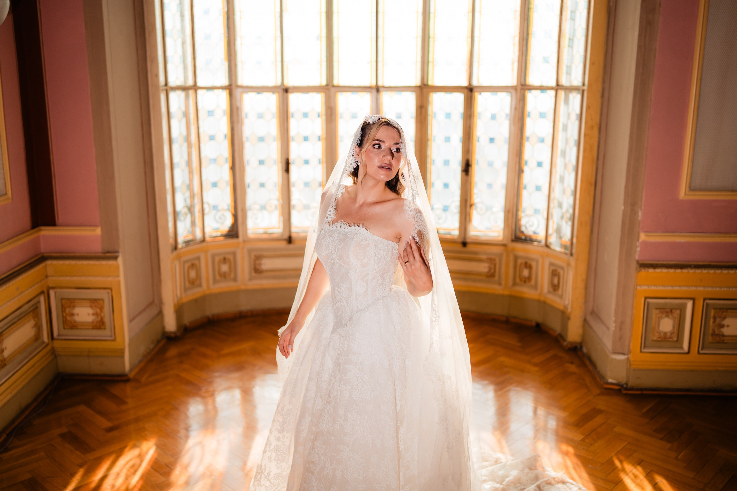 Beatrice & Robert. Fotograf Nunta in Targu Jiu - Gabriel Vulpescu