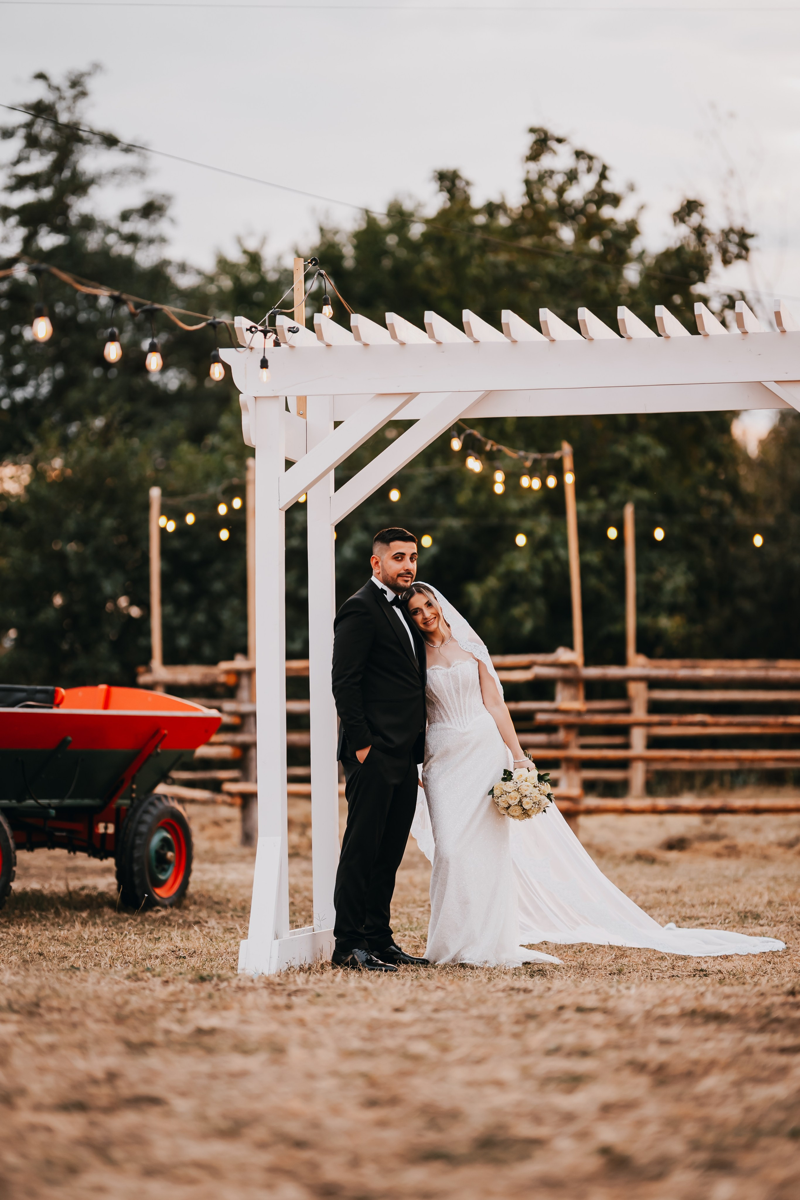 Maria & Lucian. Fotograf Nunta in Targu Jiu - Gabriel Vulpescu
