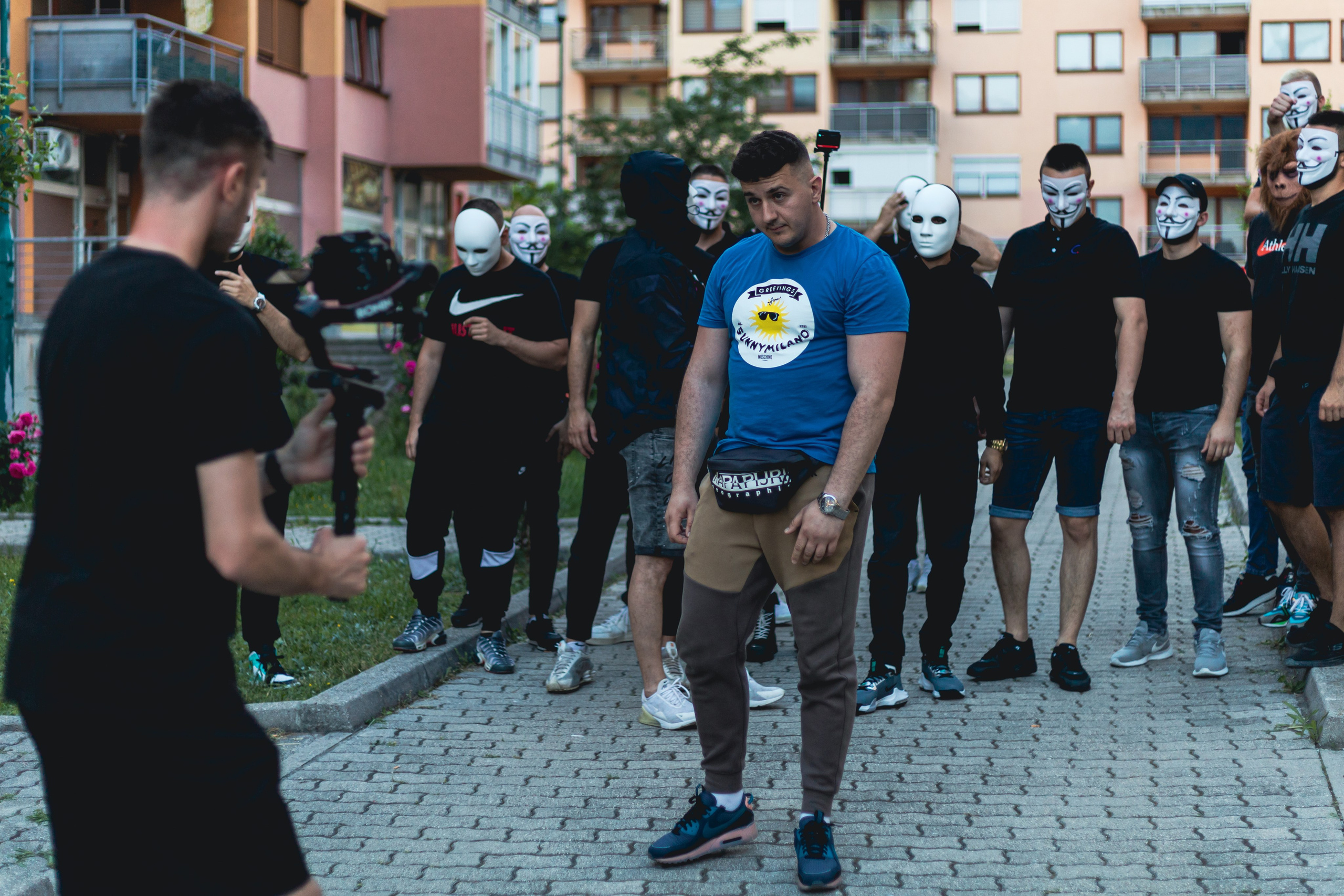 Igor Buzov — Intro