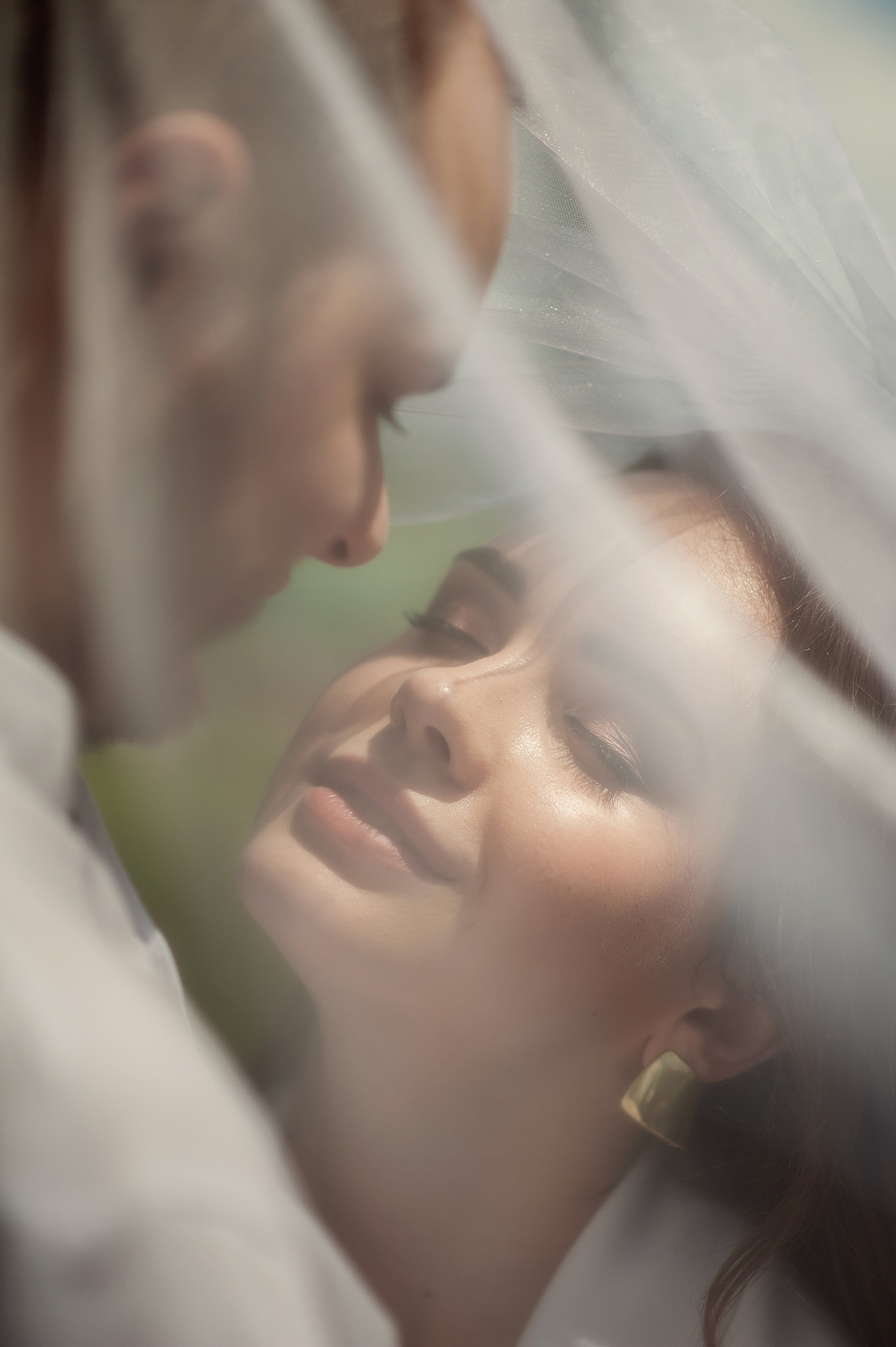 Романтический портрет жениха и невесты — фотограф в Анталии