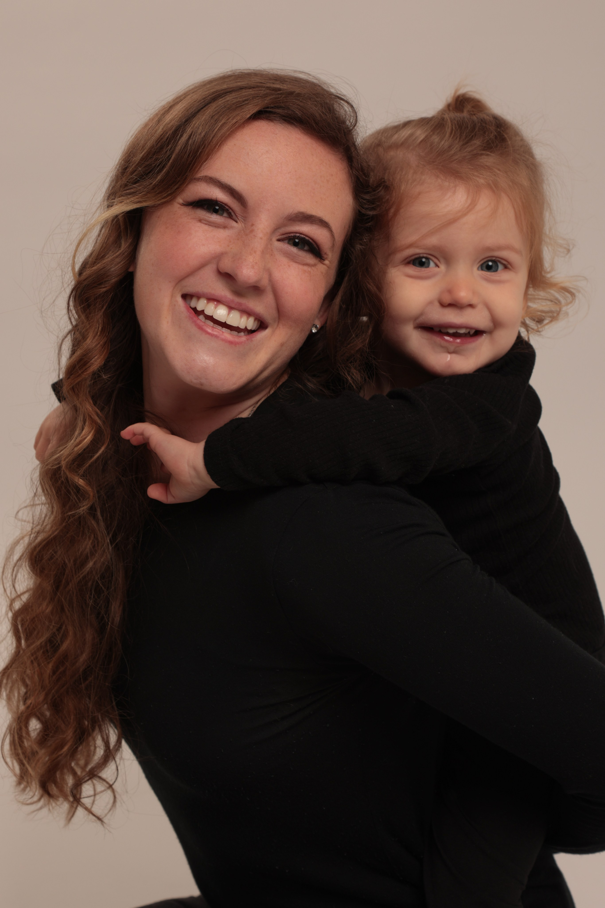 Shelby and Sophie. Photographer in Milan |Mila Pro Photo