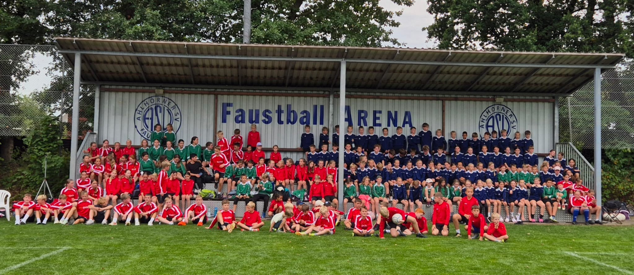 Borgfelderinnen erfolgreich mit der Bezirksauswahl. TSV Borgfeld Faustball