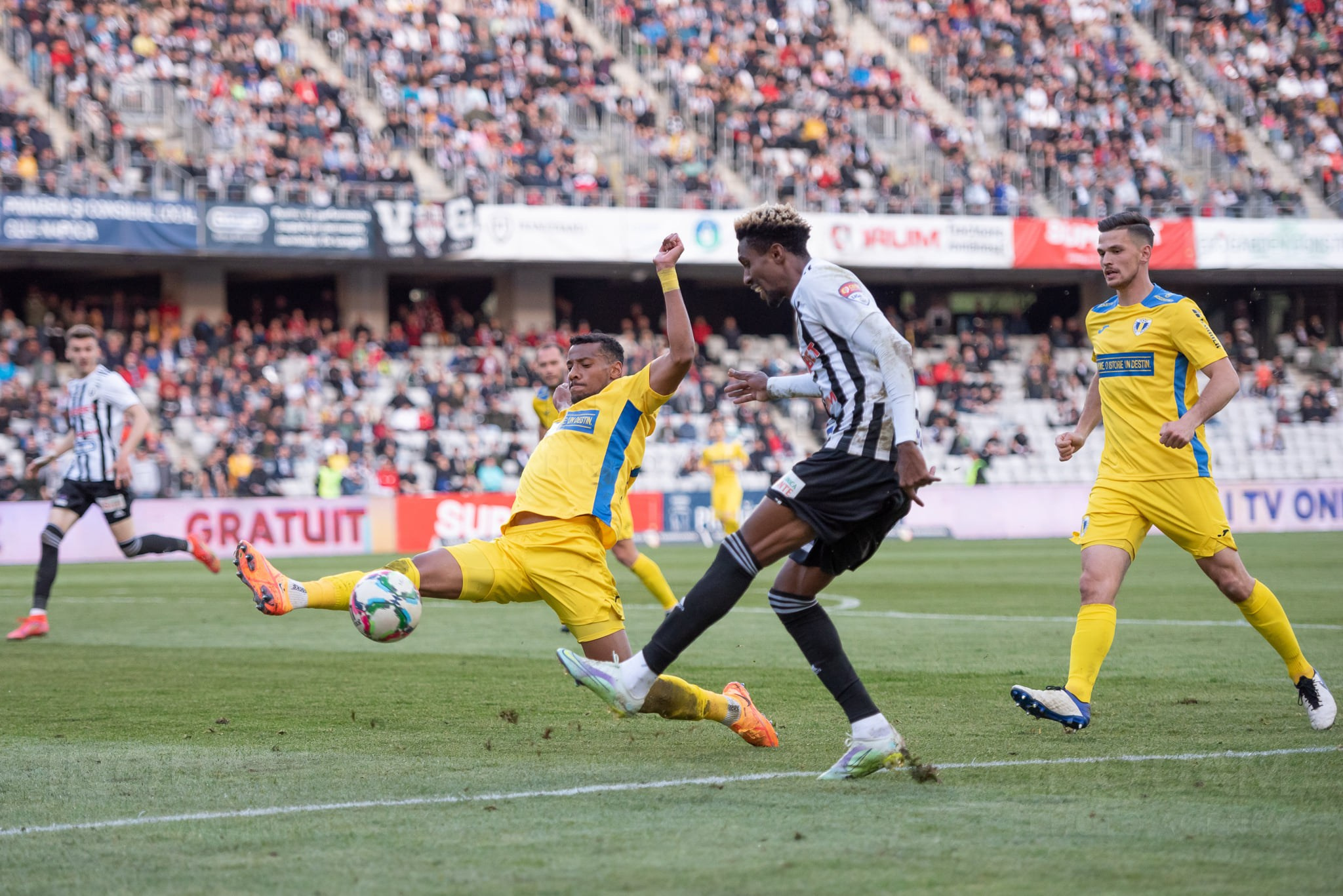 Fotbal. Vescan Pictures - fotografie de eveniment