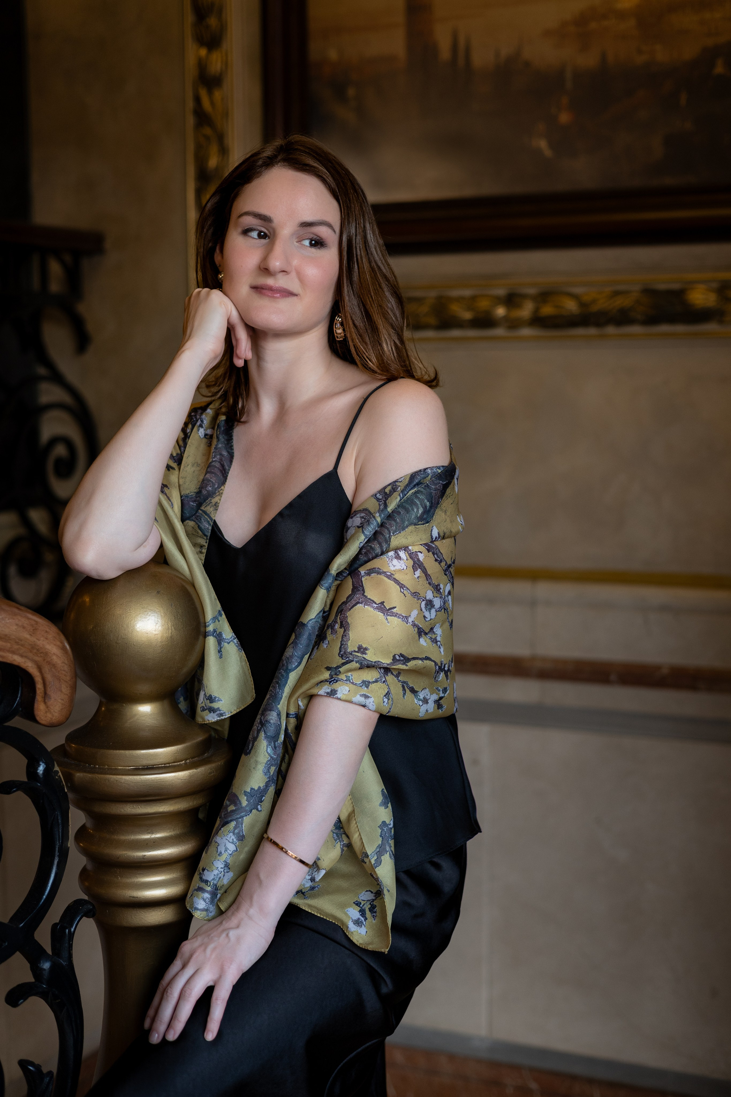 Фотосессия в Стамбуле - женский портрет в отеле рядом с Галата