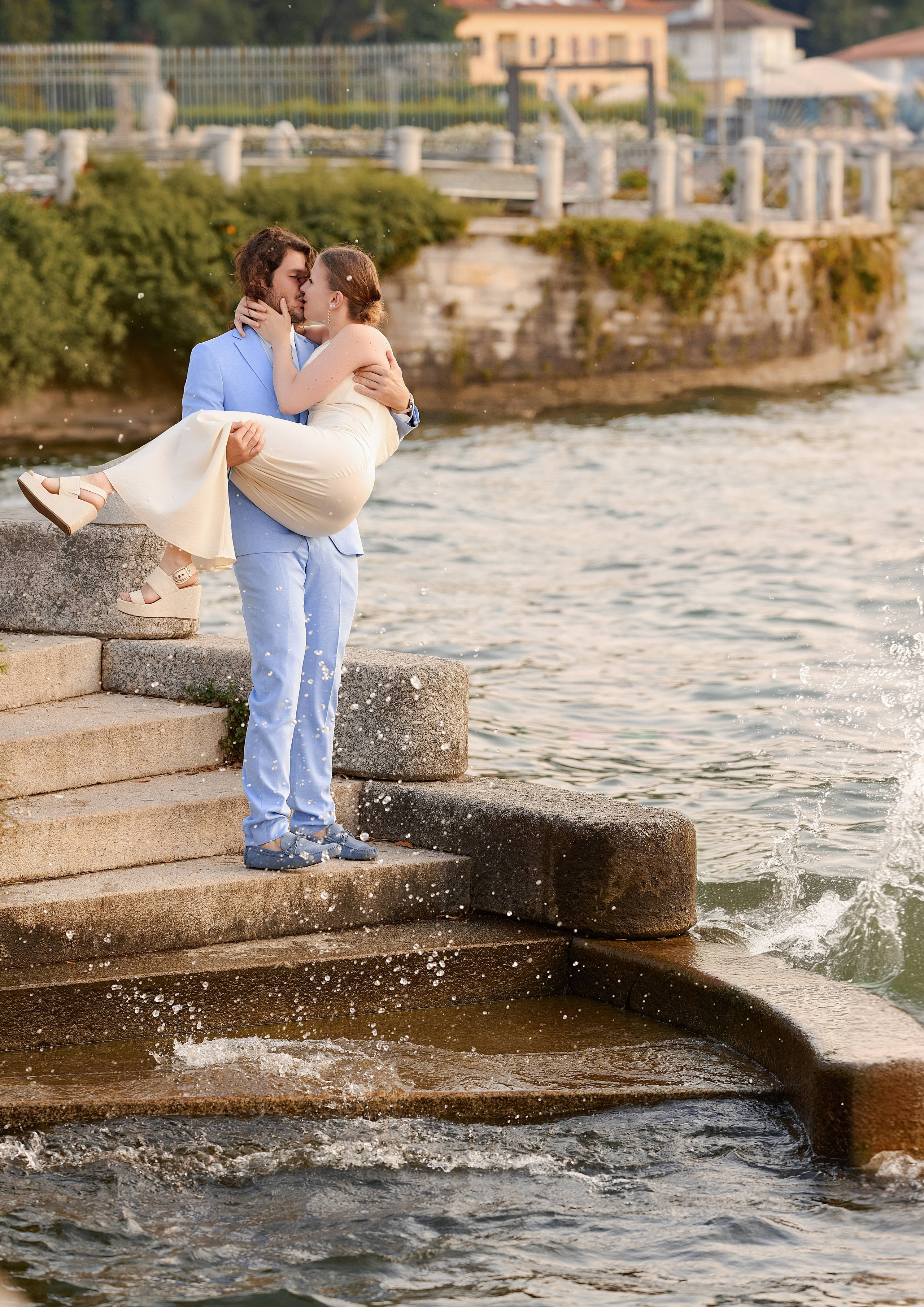 Angela & Fabbiano. Fotografo matrimonio Lago di Como Ferrari Media Production