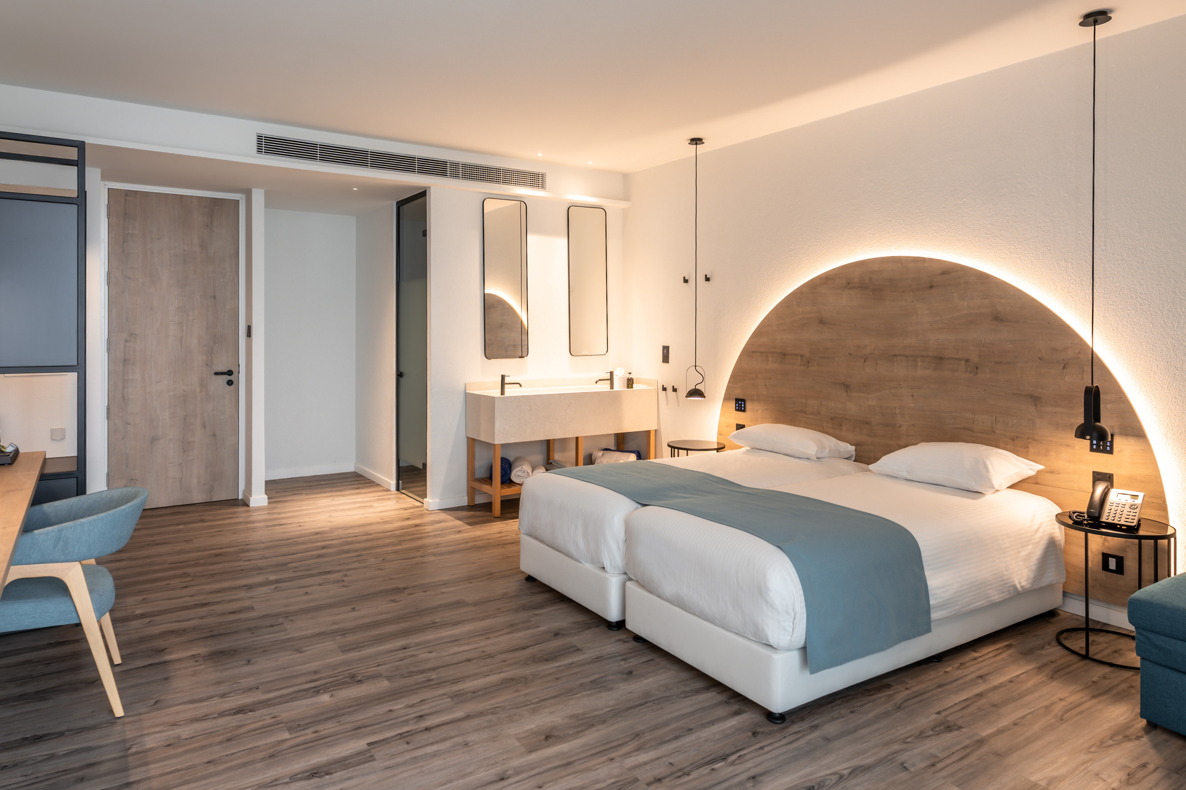 Flamingo Paradise — Cyprus. Photo & Videos