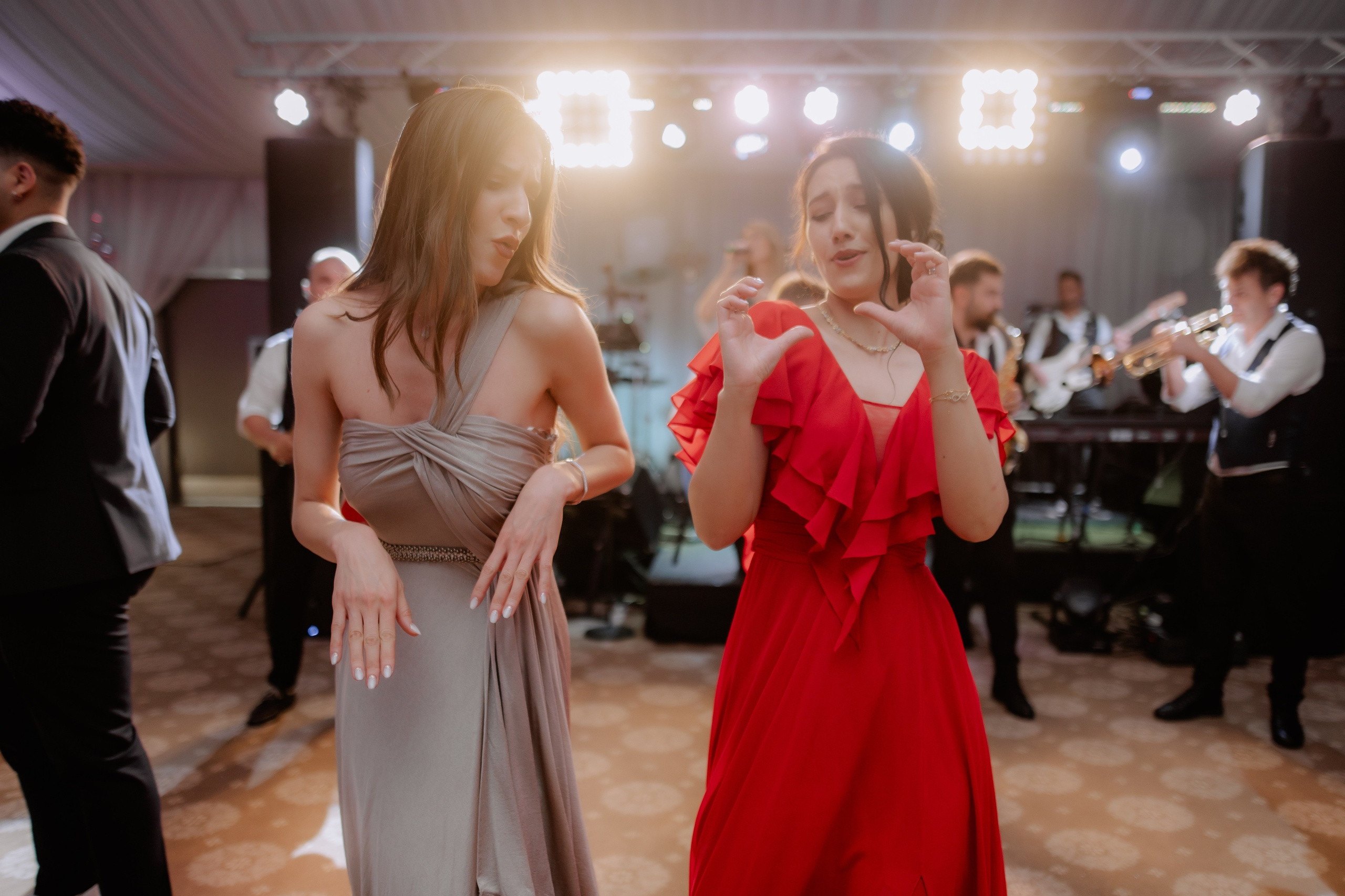 Fotograf Nunta Bucuresti la Baroque Events and Garden. Proud Vision Weddings | Wedding Photography & Film — Servicii profesionale Foto Video Nunta Iasi