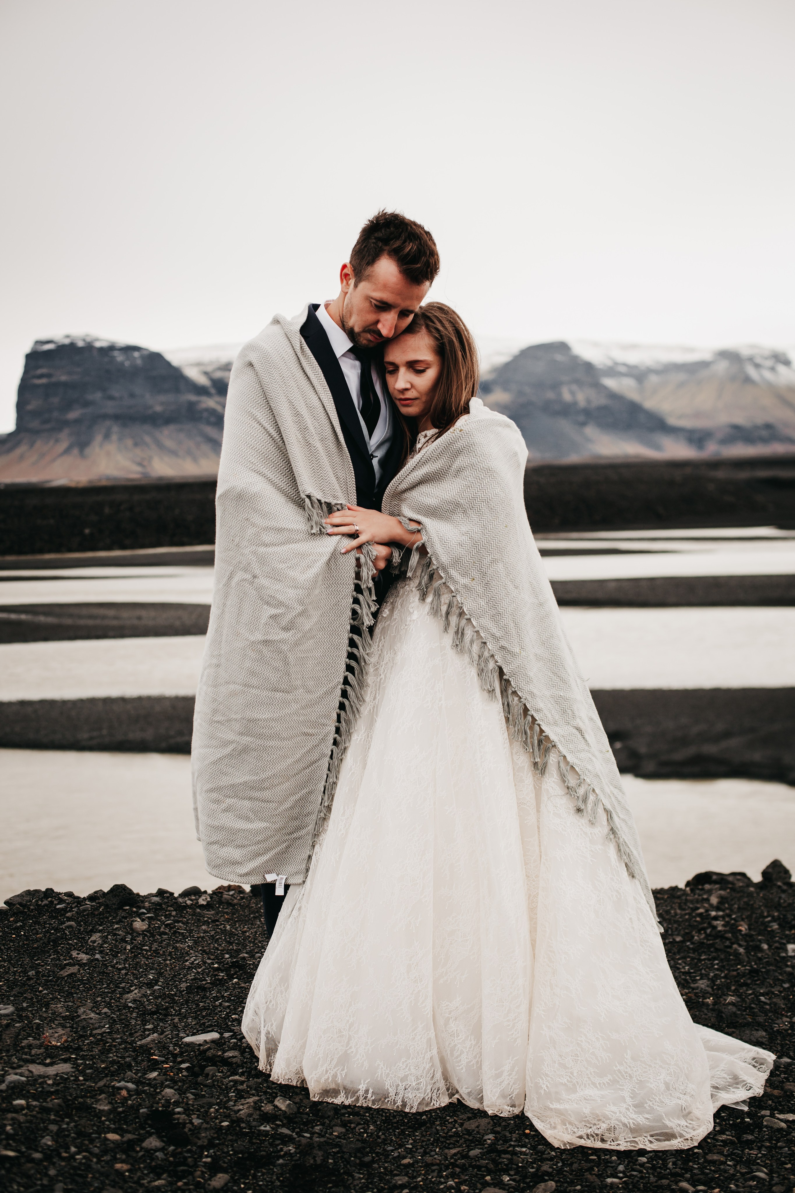 B & A. Fotograf Nunta Iasi - Hearts & Pictures