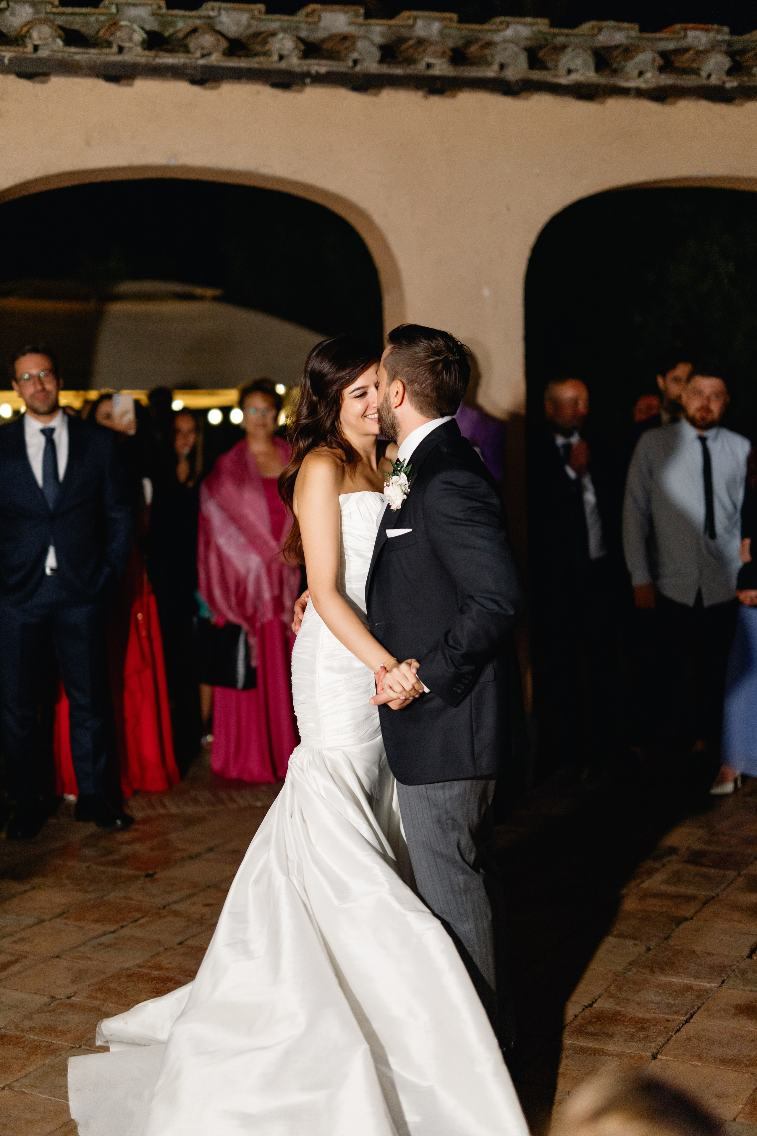 Wedding photographer Italy Rome, Tuscany, Lake Como, Sicily, Puglia. Wedding Photographer Rome Tuscany Como Sicily Puglia Amalfy Italy- Oksana Savenchuk