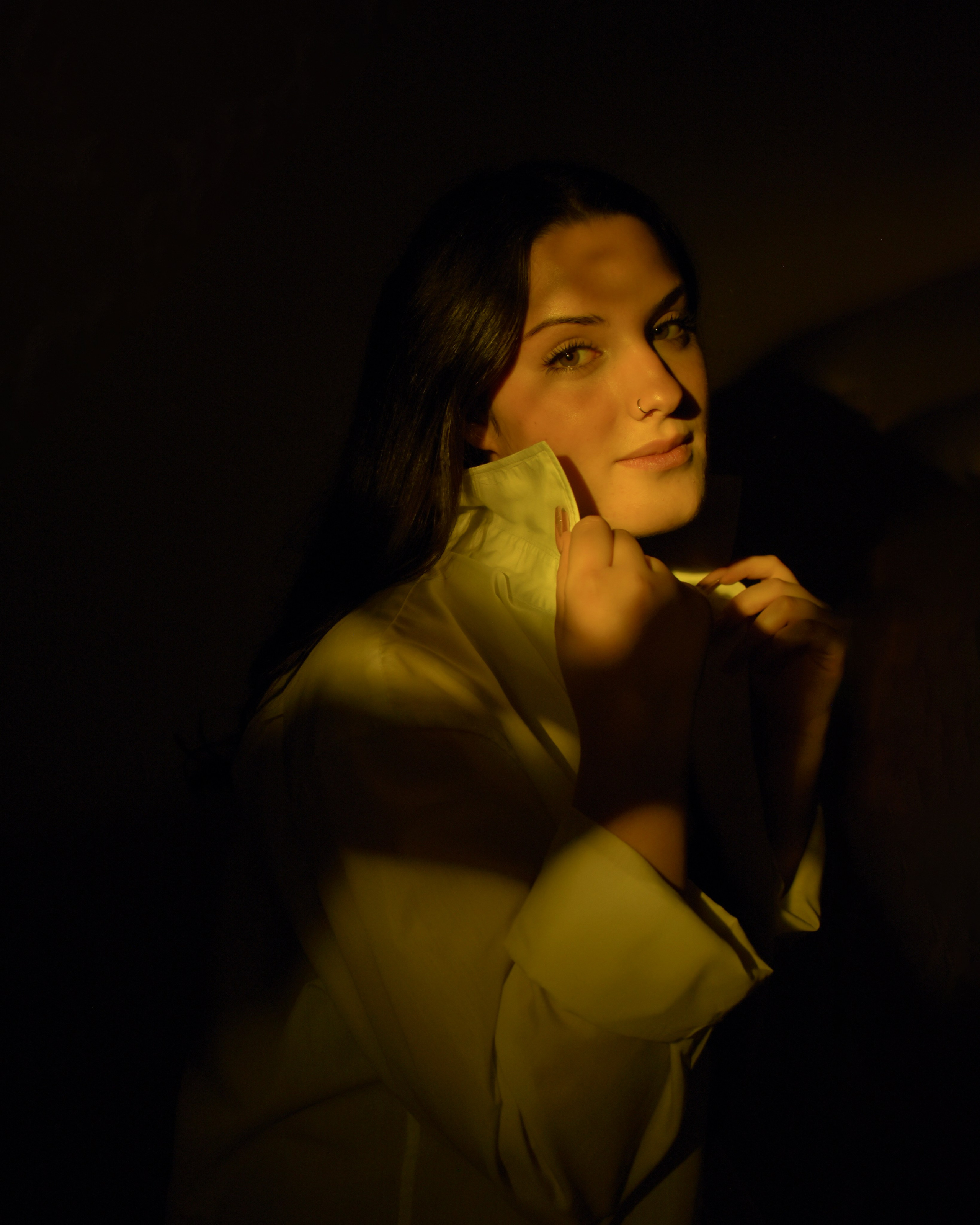 Servizio fotografico ragazza in studio 18 anni