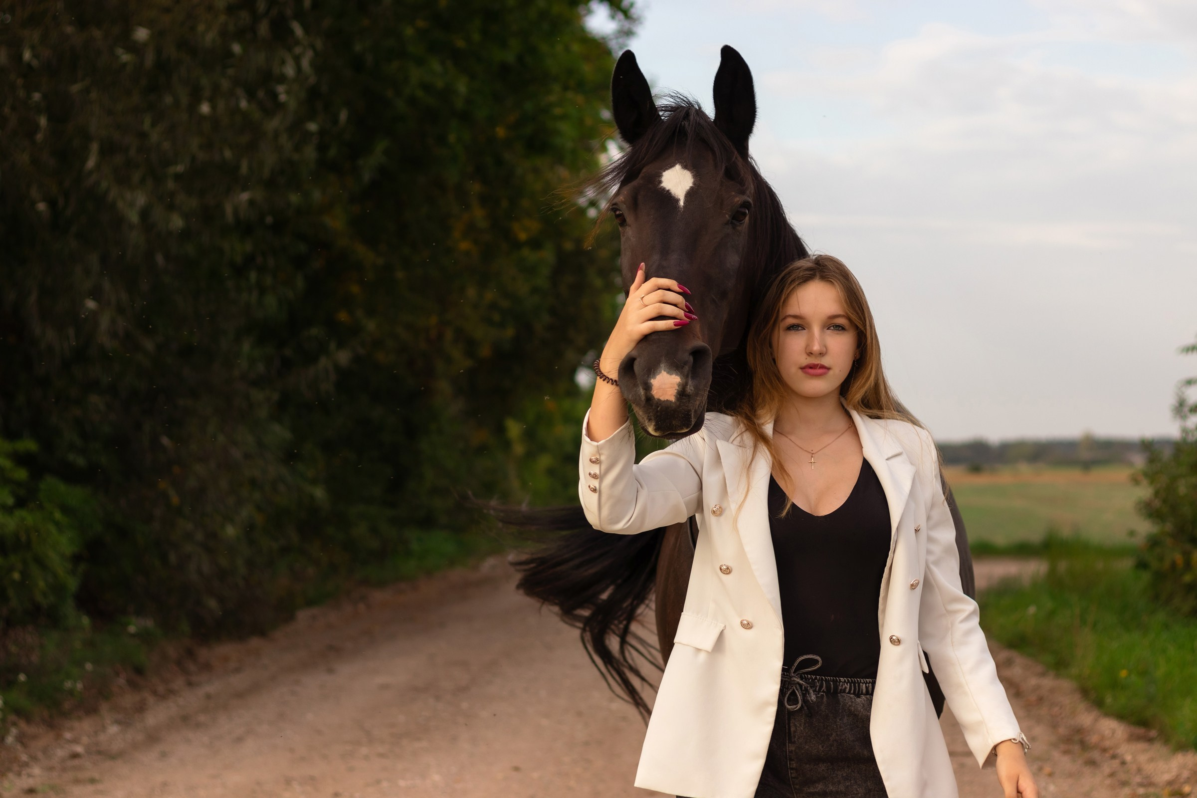 Сабина и верный друг Прайд