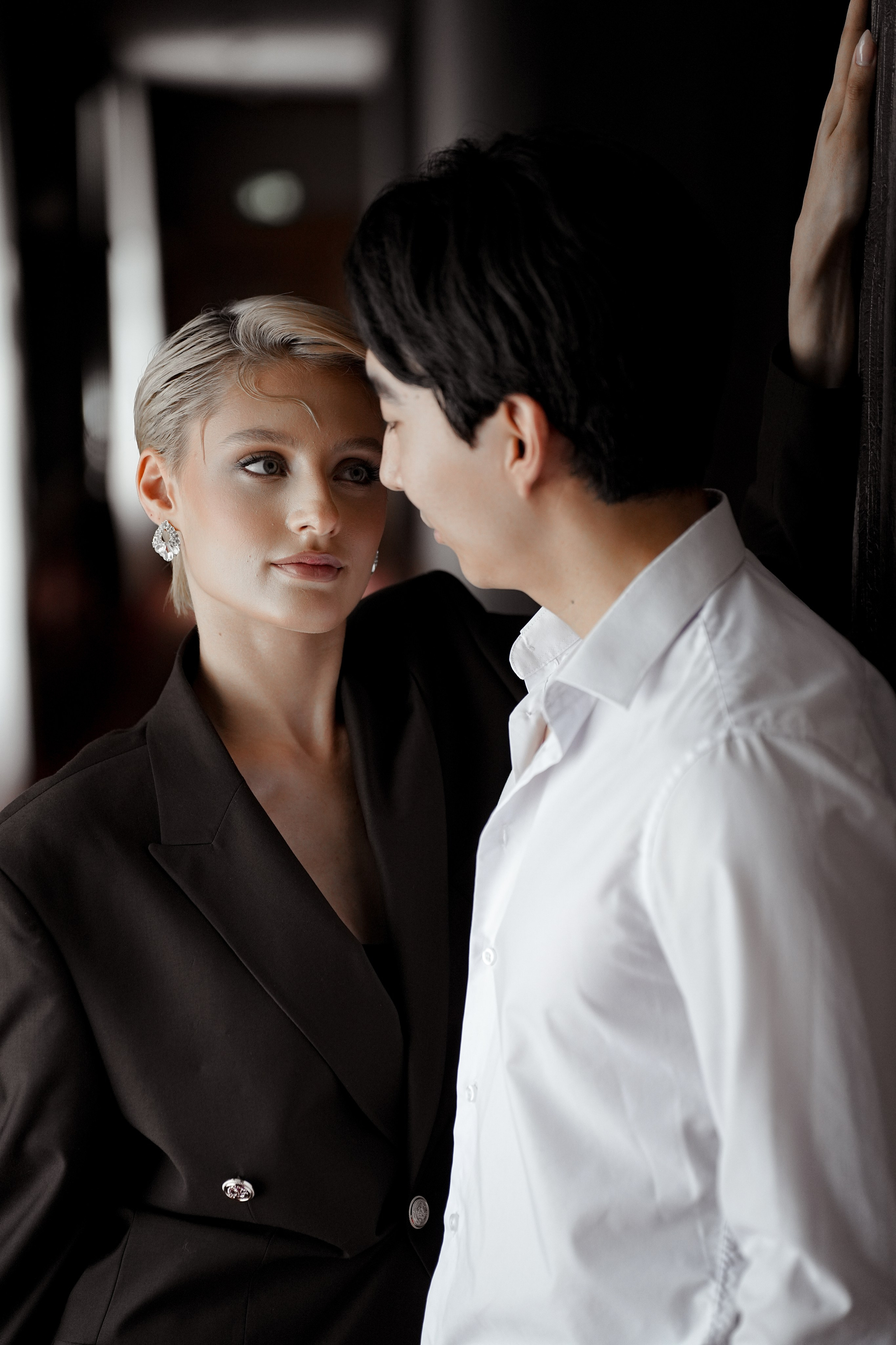 Николь Амир