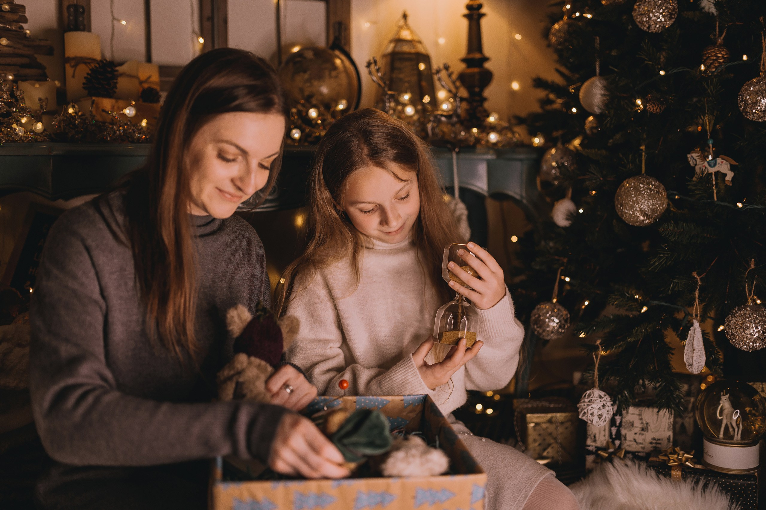 11.15.2025 Christmas Photoshoot. Wedding family event photographer in Chicago Nick Yushevich