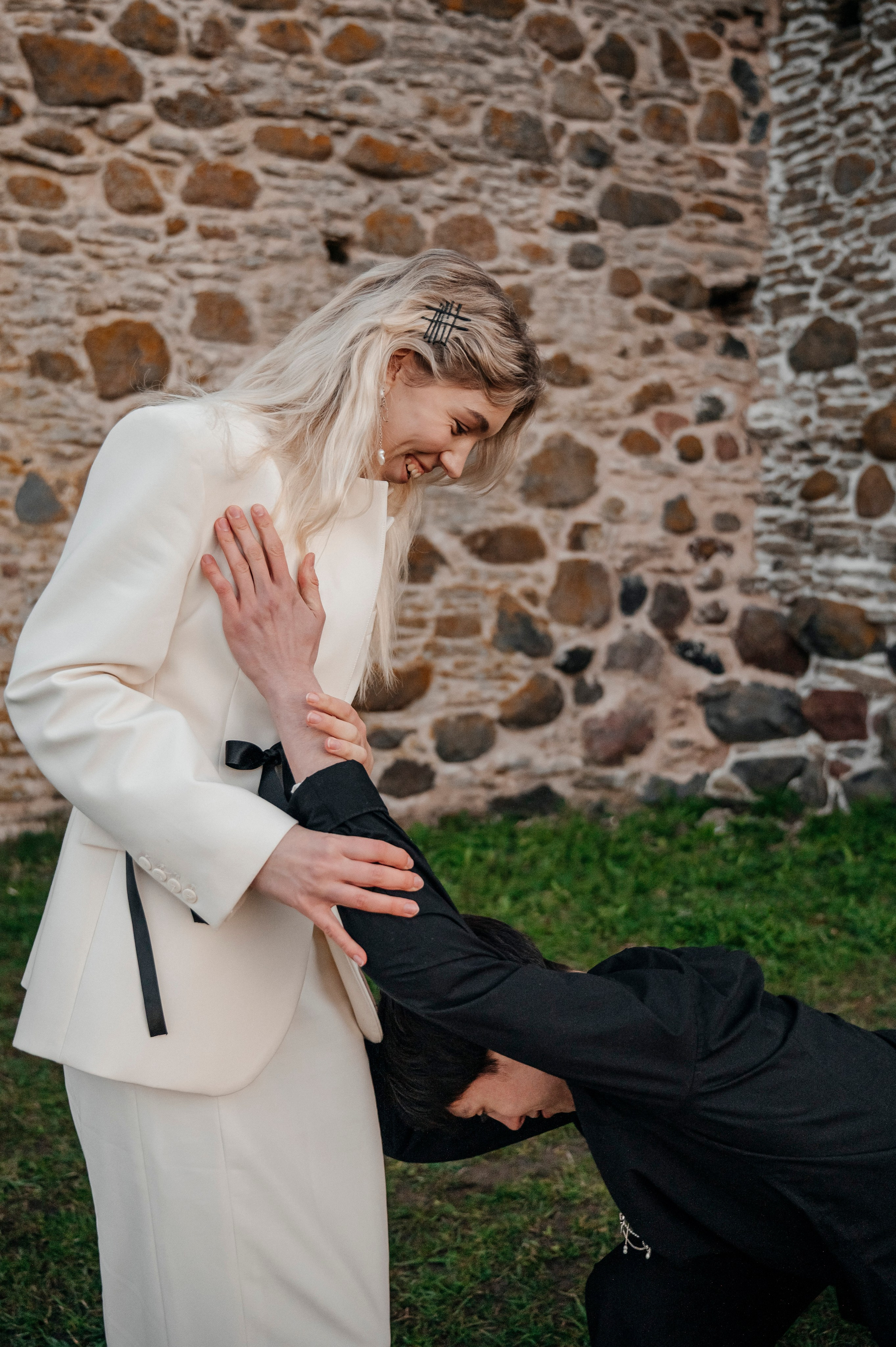 В замке у моря. Фотограф Таллинн — свадьба |семья | lovestory