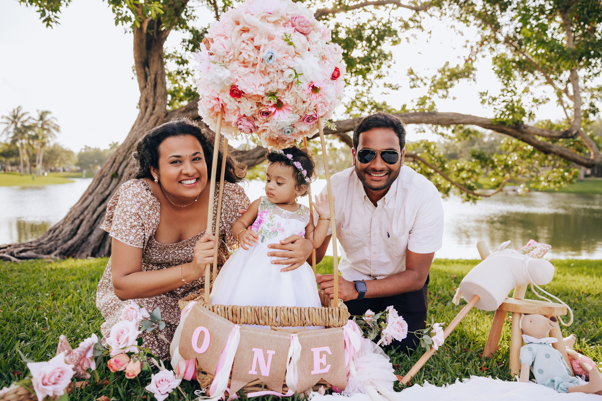 Birthday + props. Photographer in Miami, Family photographer, Event, Wedding