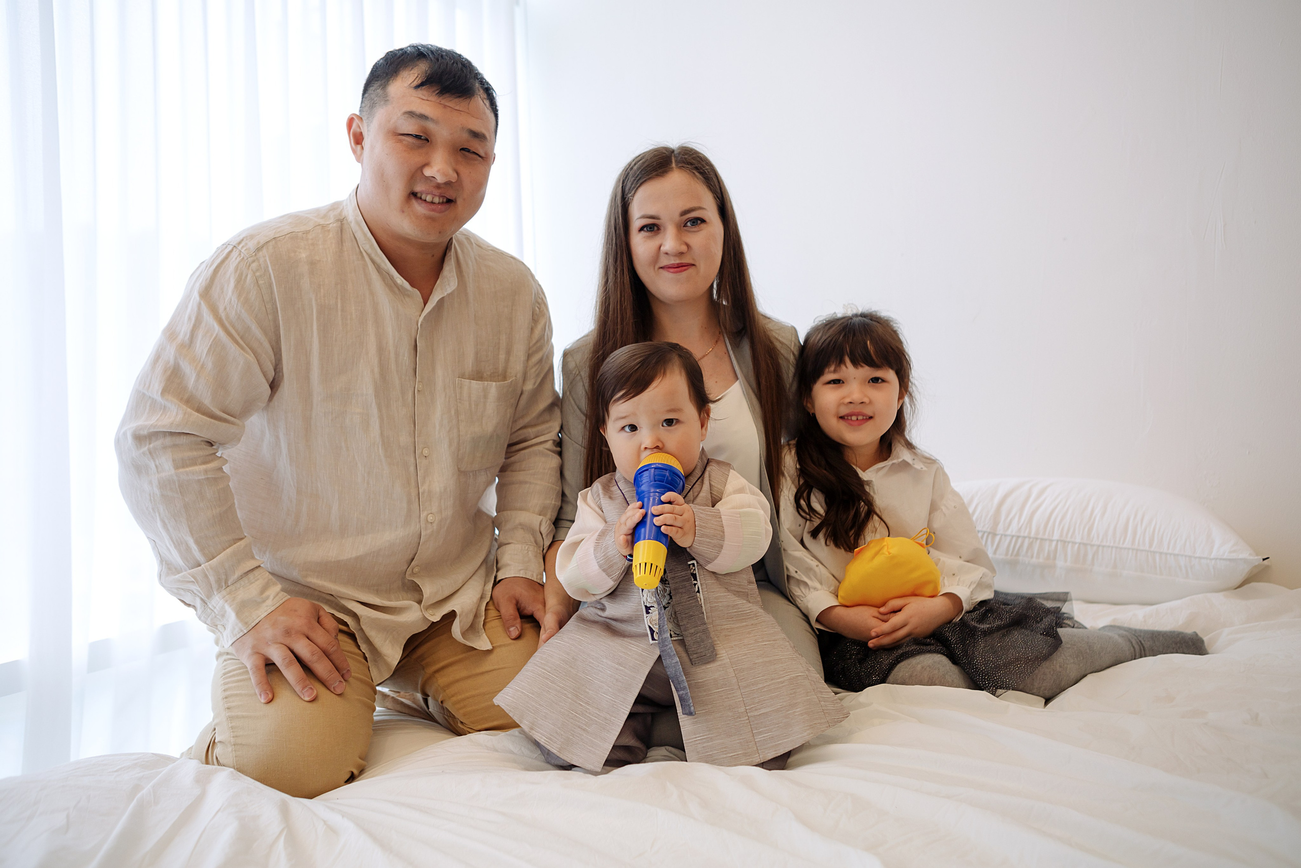 Тимофей в студии. Фотограф беременности, ньюборн и годовасиков в Корее Жанна Хан