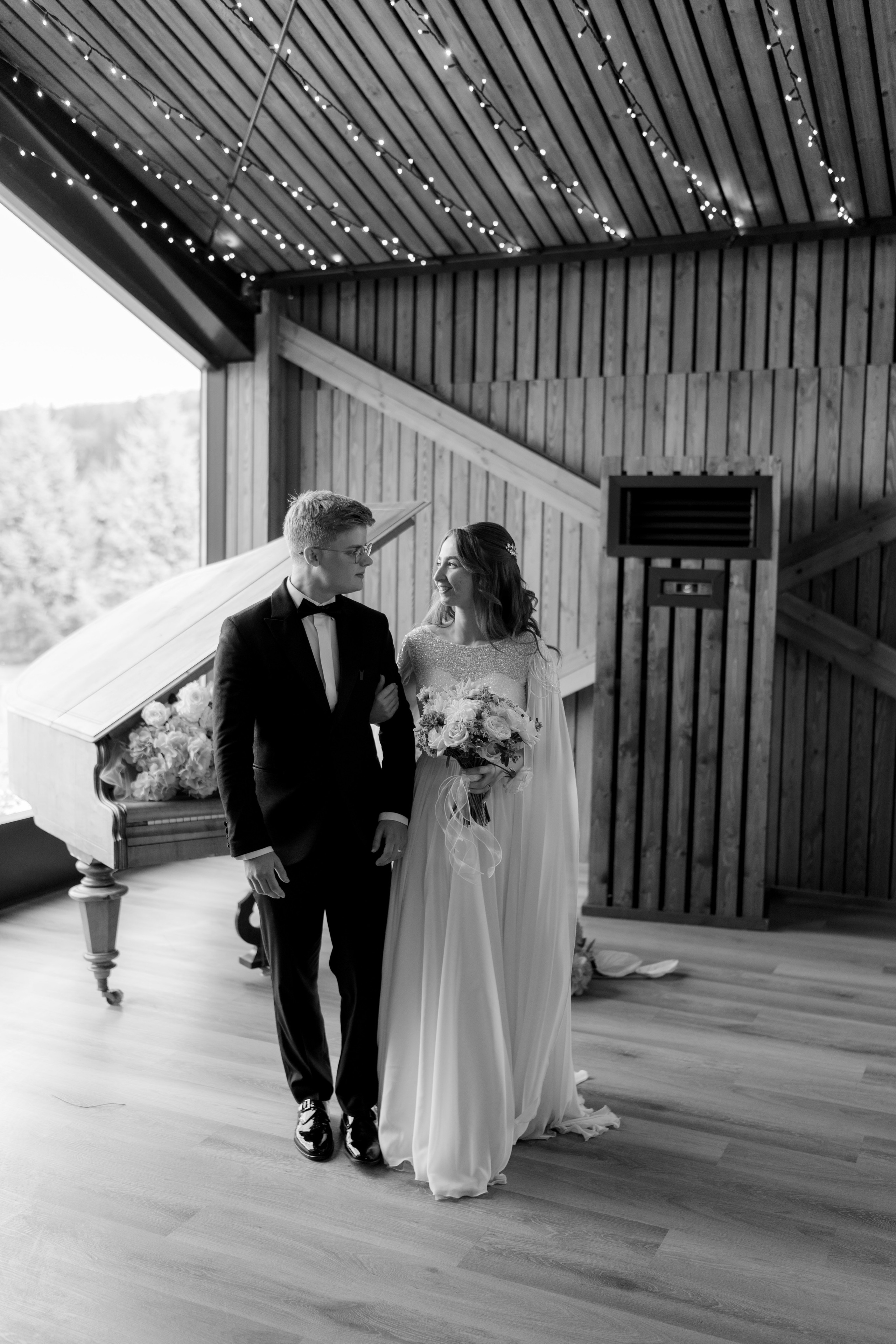 Miruna | Ruben Preview. Main