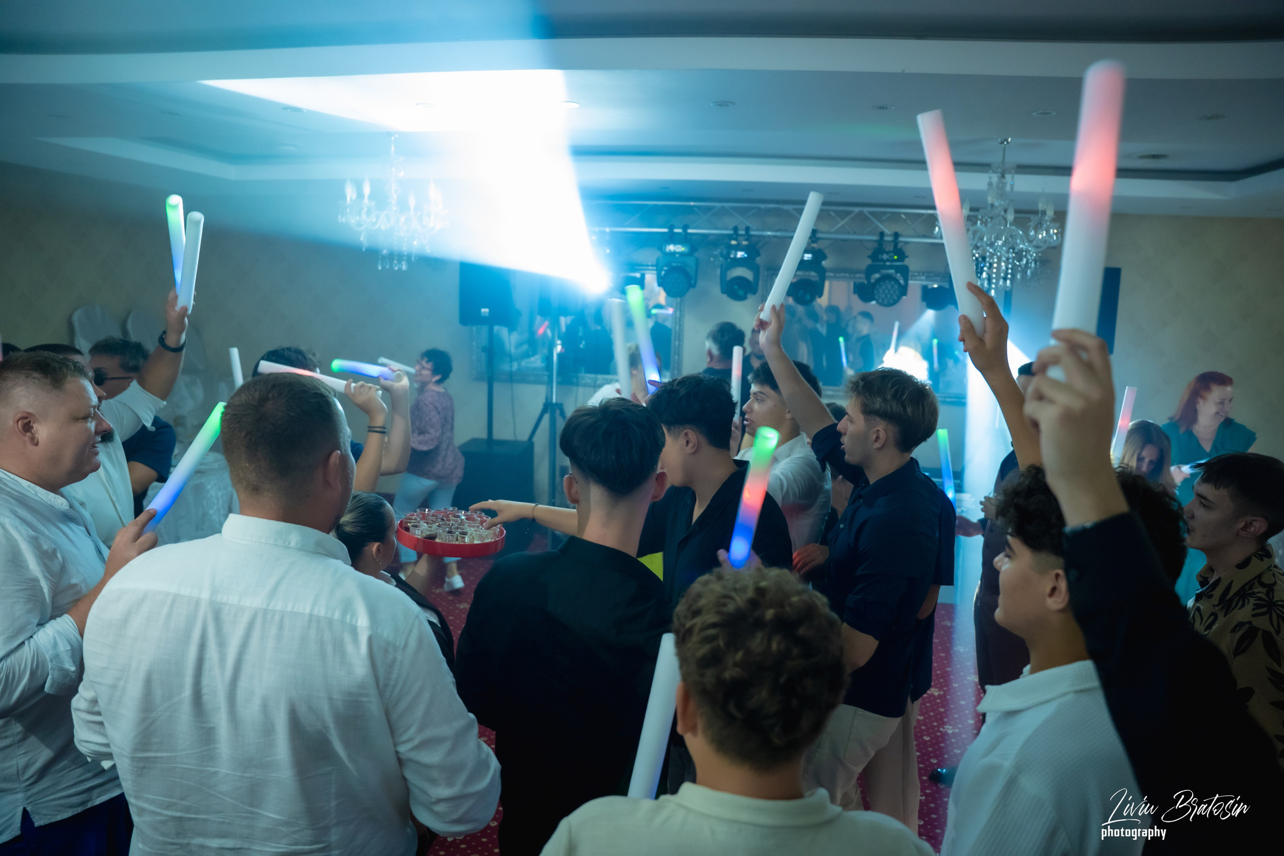 RĂZVAN. RRStudio — Fotograf evenimente