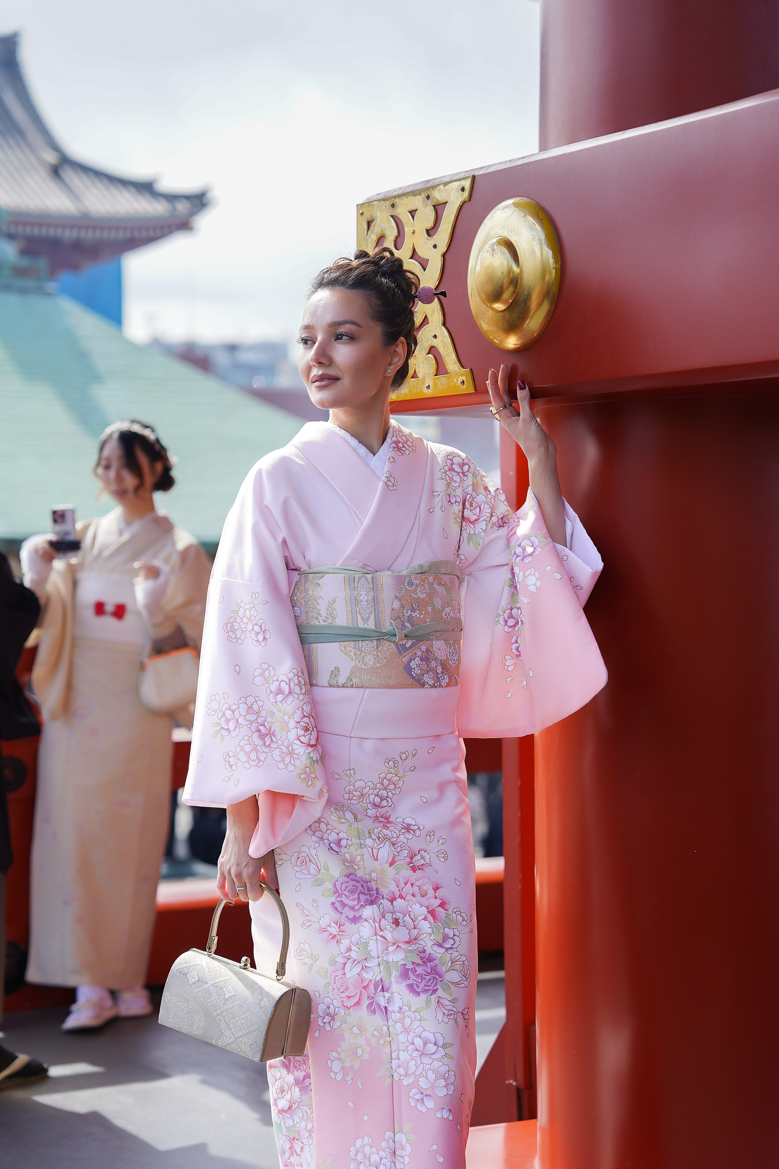 Khusnora. Фотограф в Токио Япония