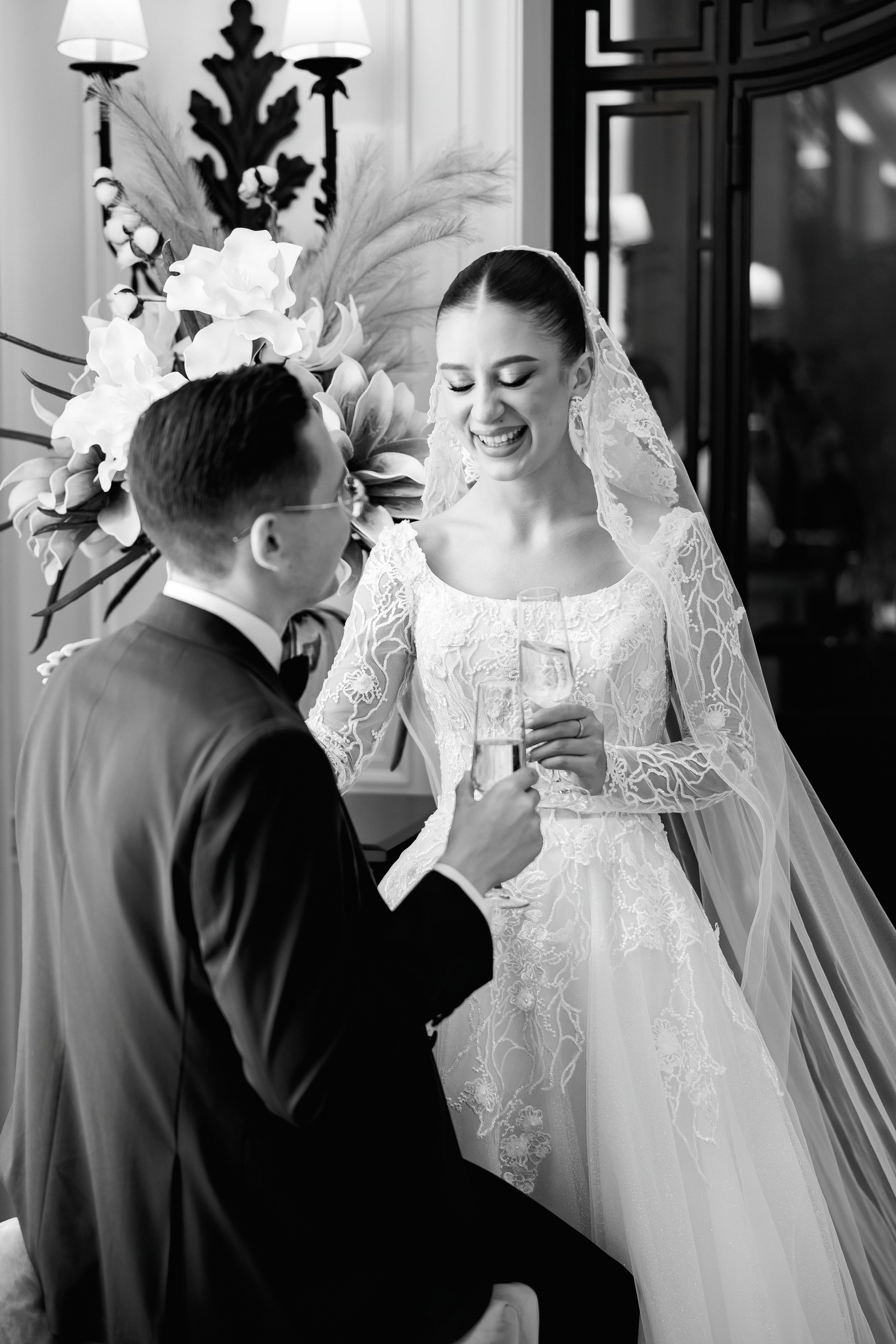 Serghei & Erica — Queen Residence. Servicii Foto și Video 067188353