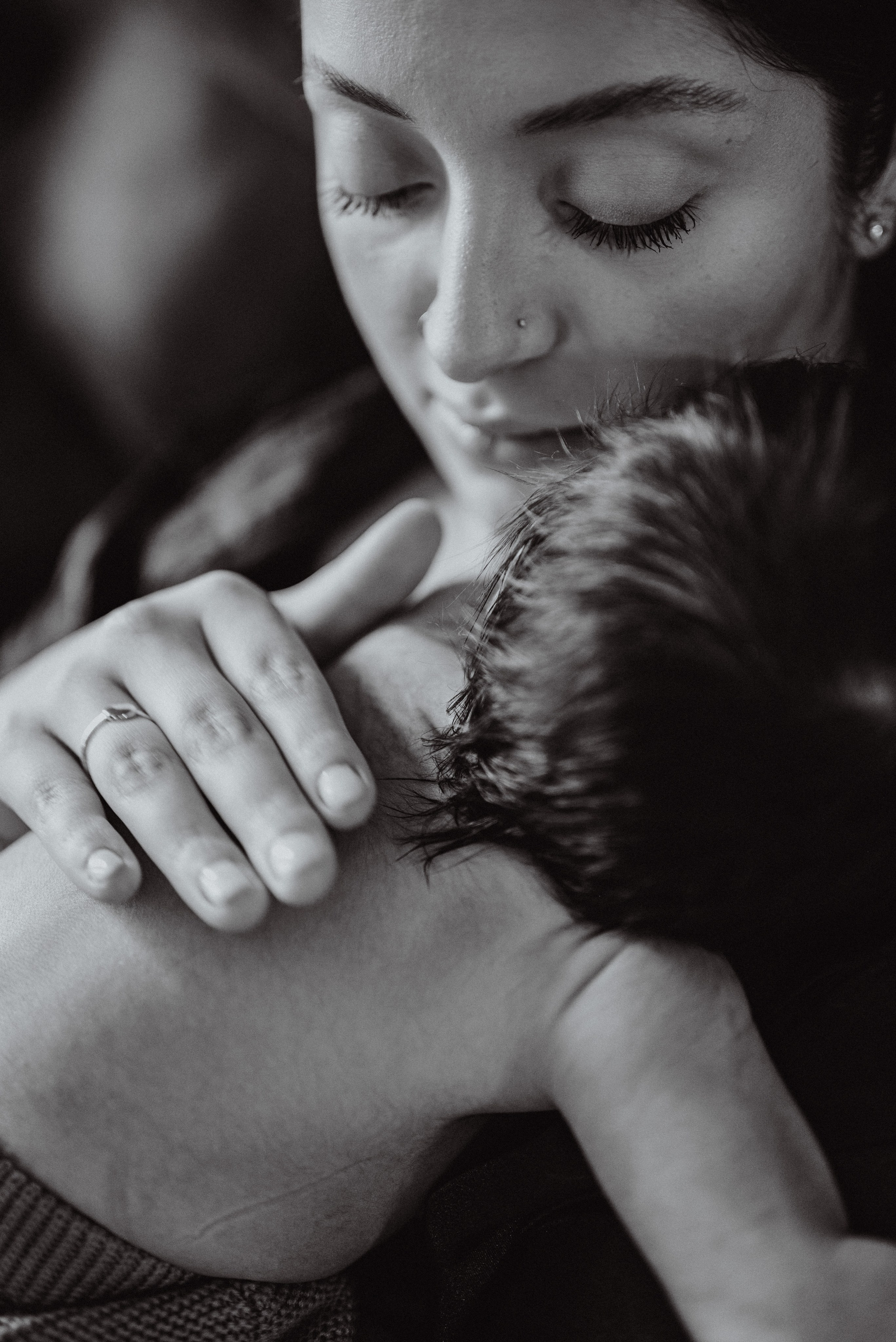 Motherhood photo shoot in Appleton. Ilia Bordiugov.