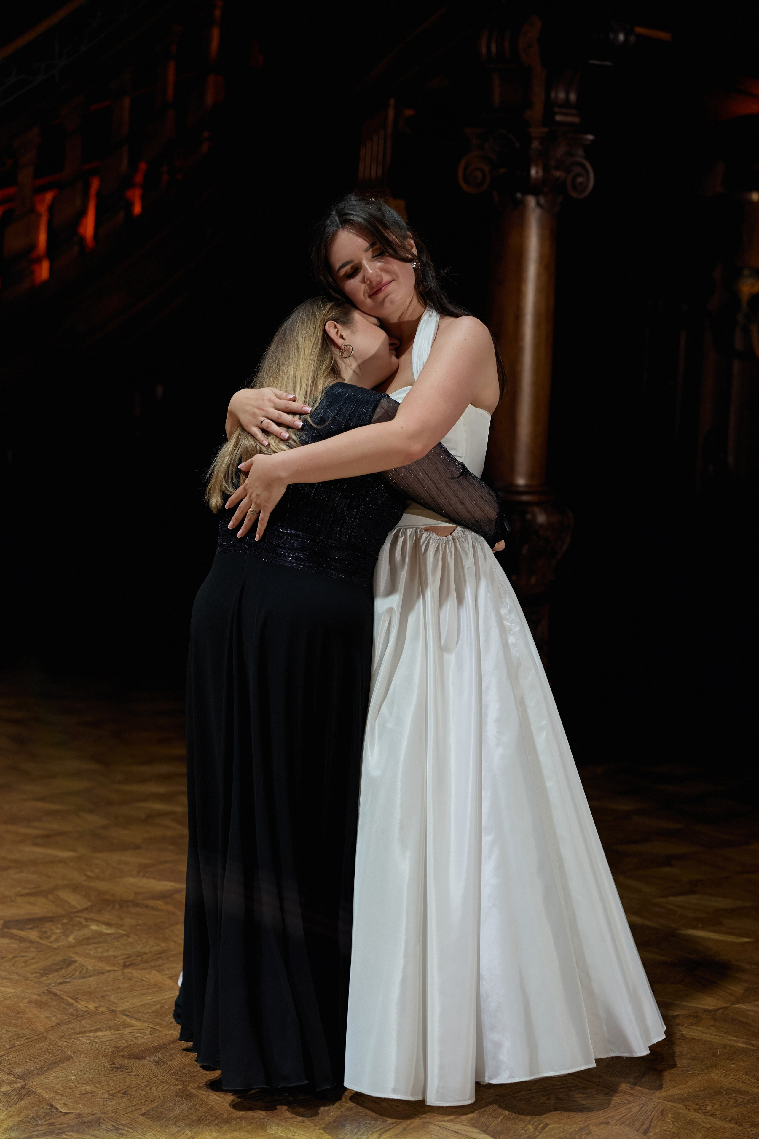 Wiktoria & Kacper. Pałac Goetz. Fotograf ślubny i rodzinny w Krakowie Yana Klymova
