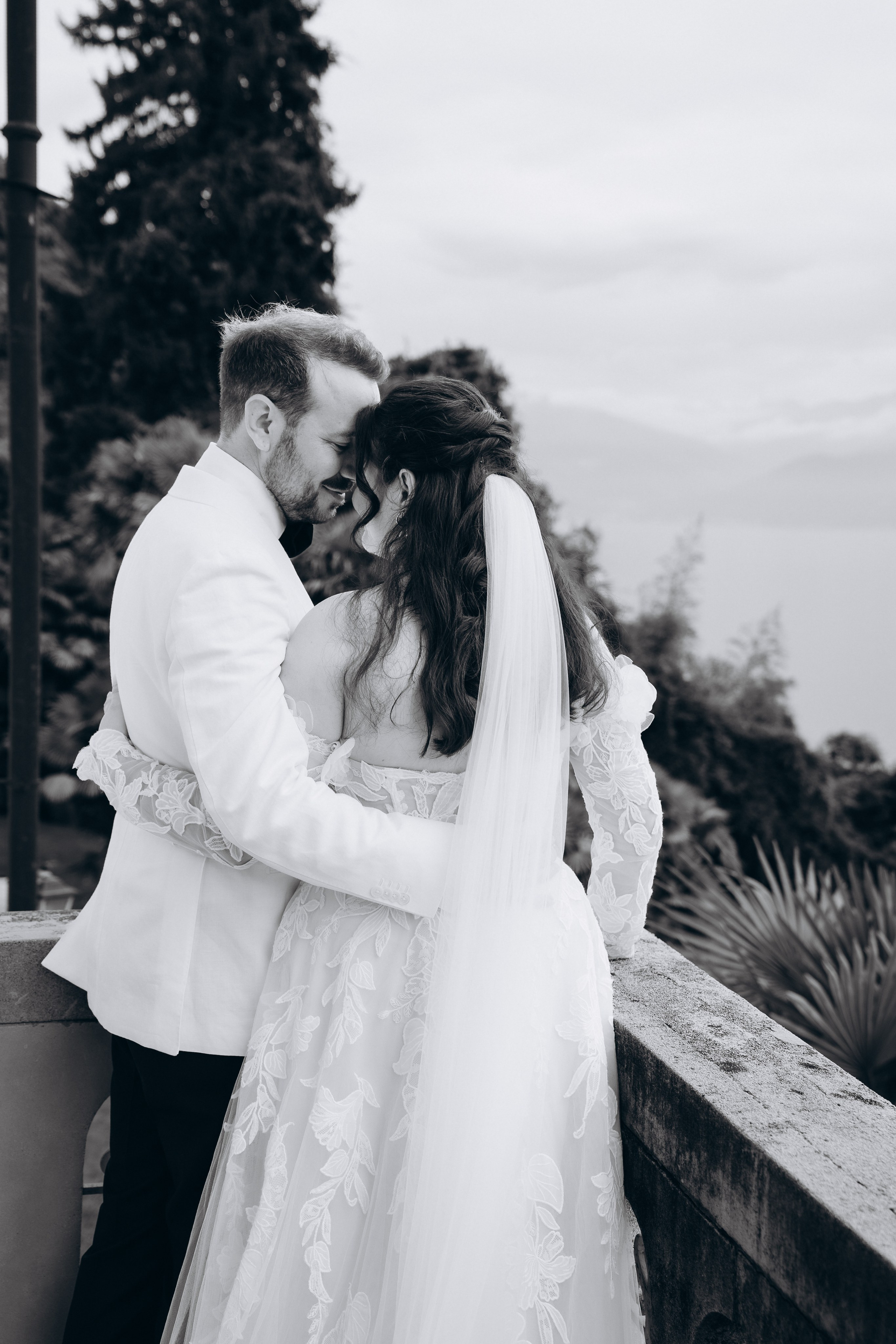 LAURA AND DOMENIK_LAKE MAGGIORE. PHOTOGRAPHER IN ITALY