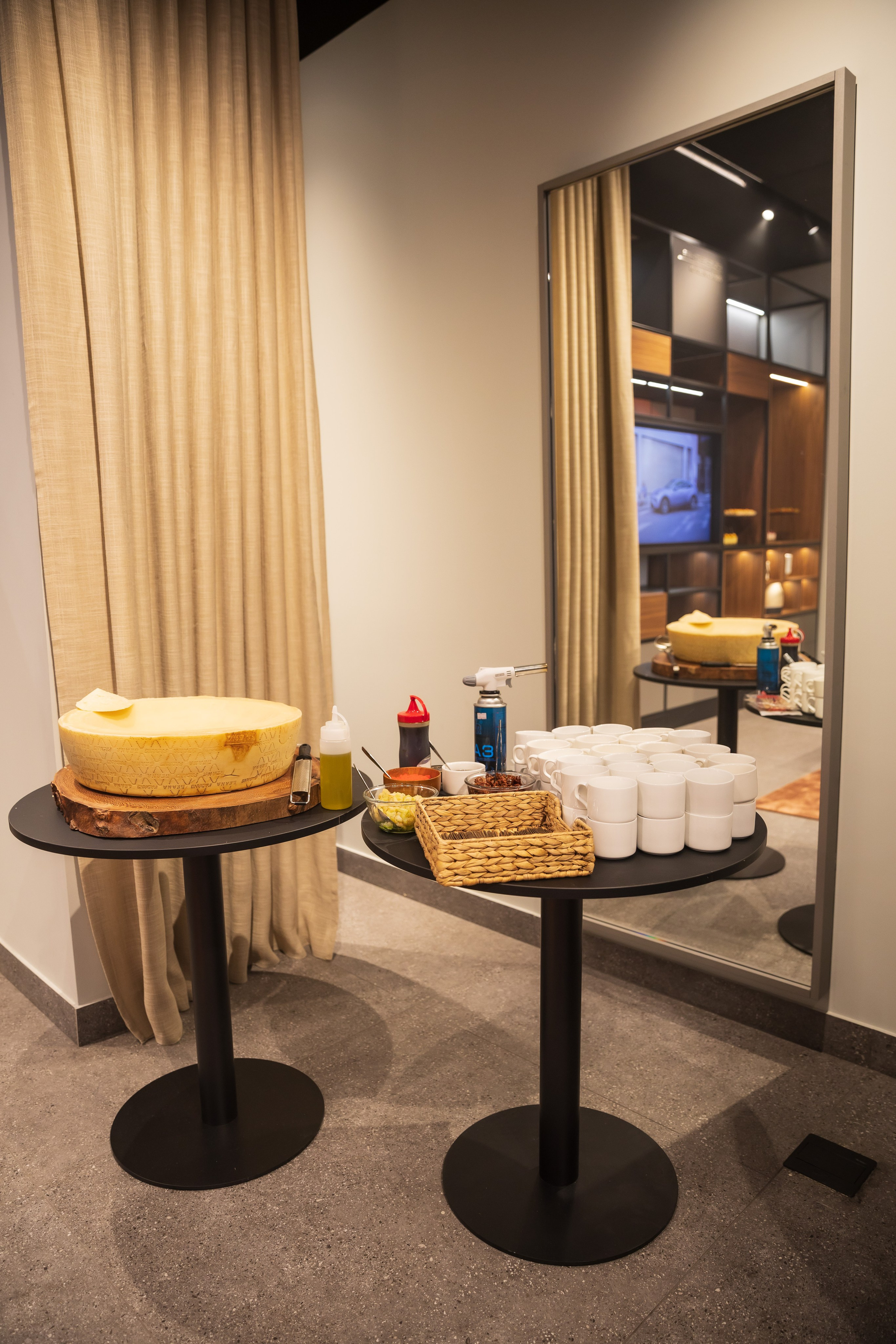 Porsche Studio. Открытие первого официального дилерского центра Porsche в Узбекистане. Профессиональная Фото-Видео Студия Геннадия Нестеренко | Ташкент и Весь Узбекистан