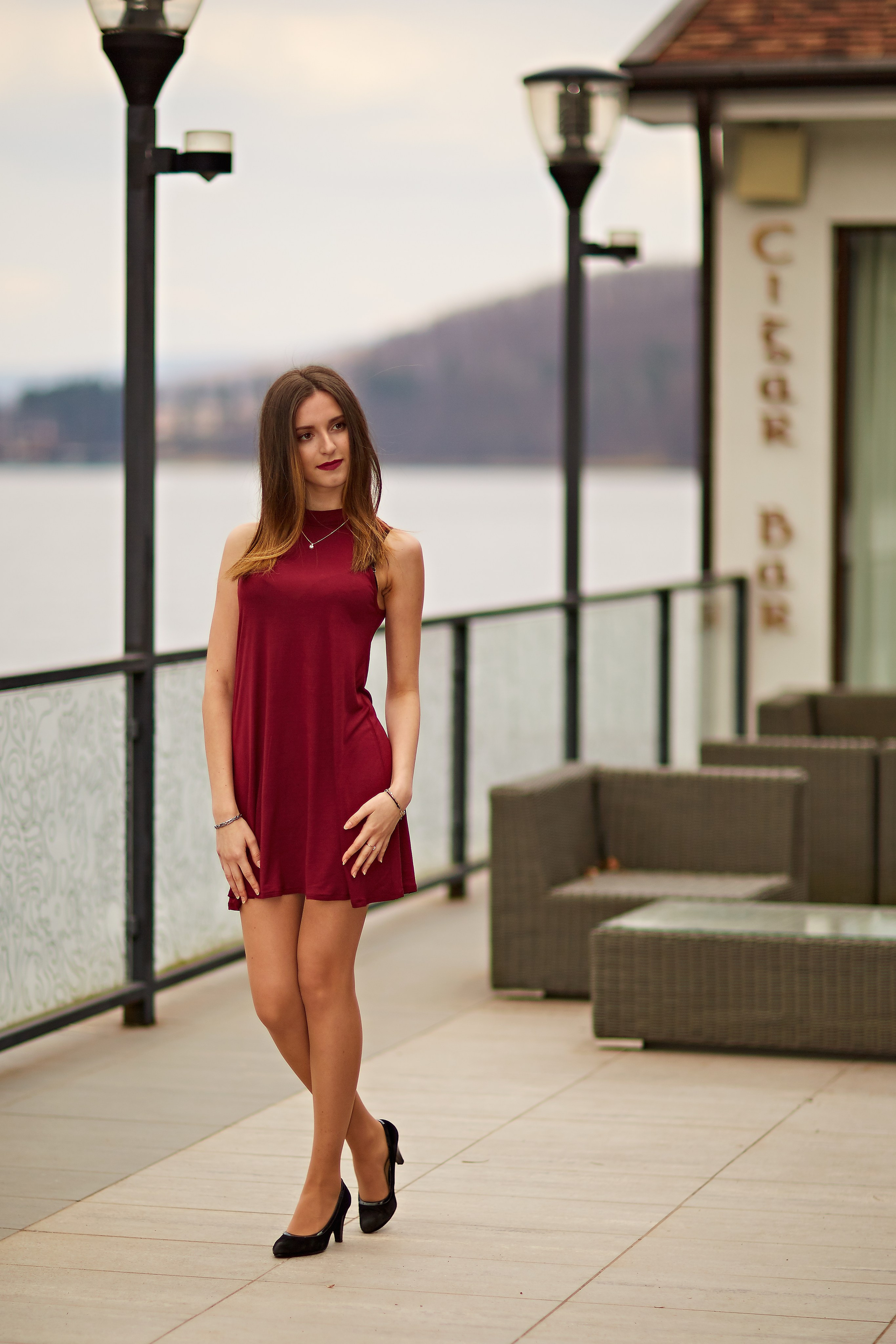 Portrete diverse — 2. Pagina principală