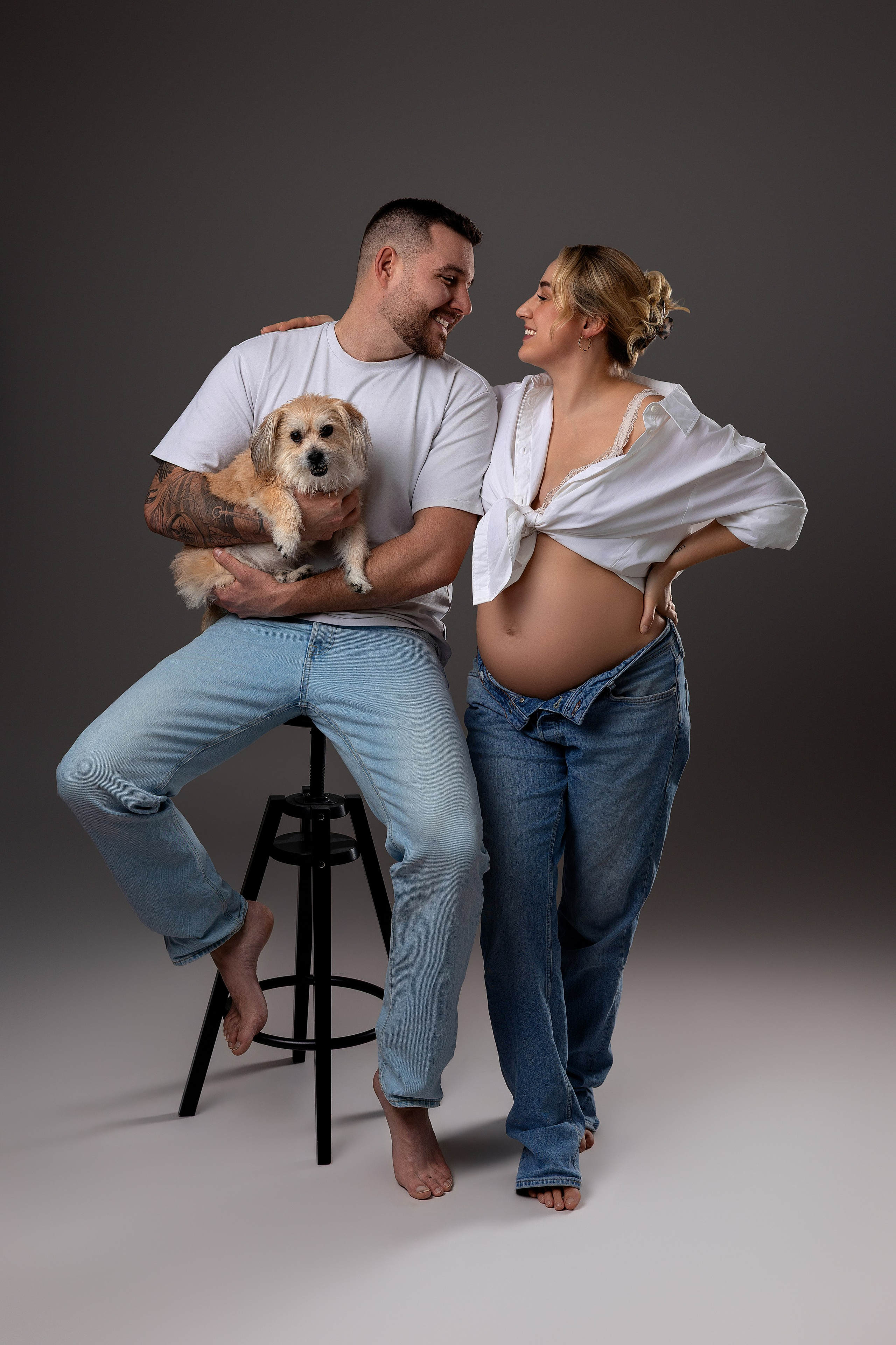 Babybauch. Neugeborene- Schwangerschaft- und Kinder Fotografin in Lehre