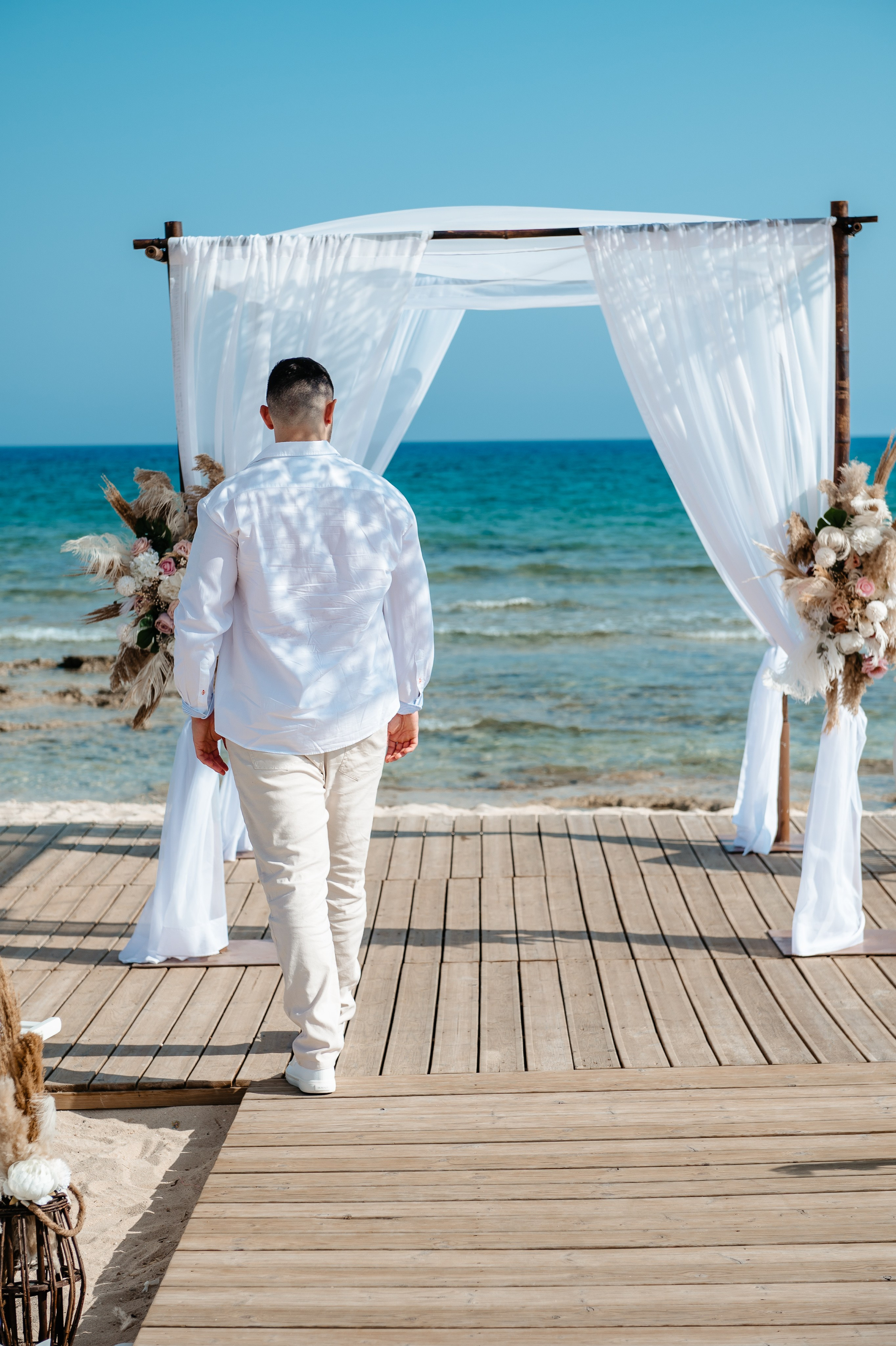 Ceremony sirens beach. AdrianOltean.wfolio.pro