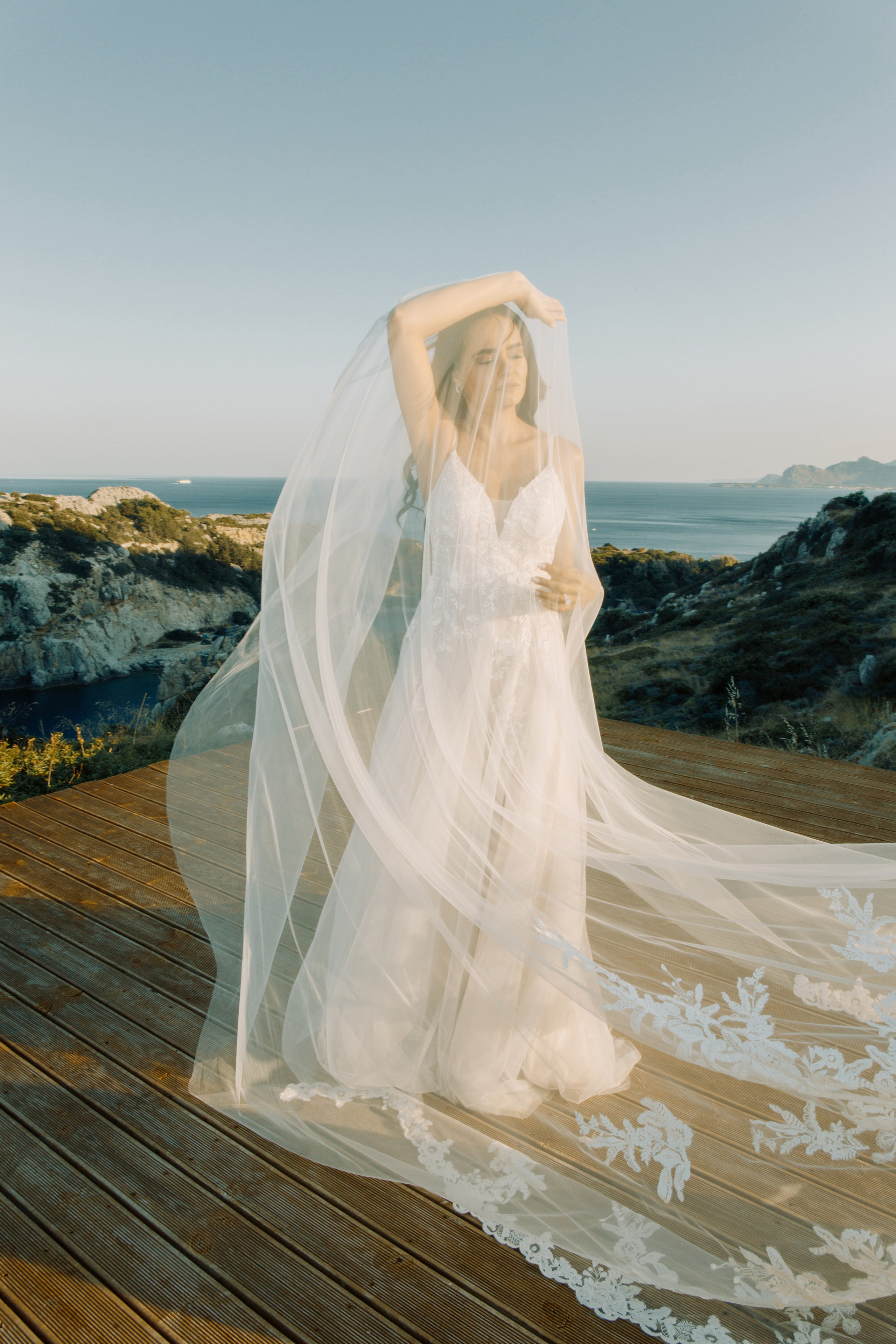 Wind-Kissed. איירין ארט פוטו — צלמת חתונות ופורטרטים ביוון, האי רודוס
