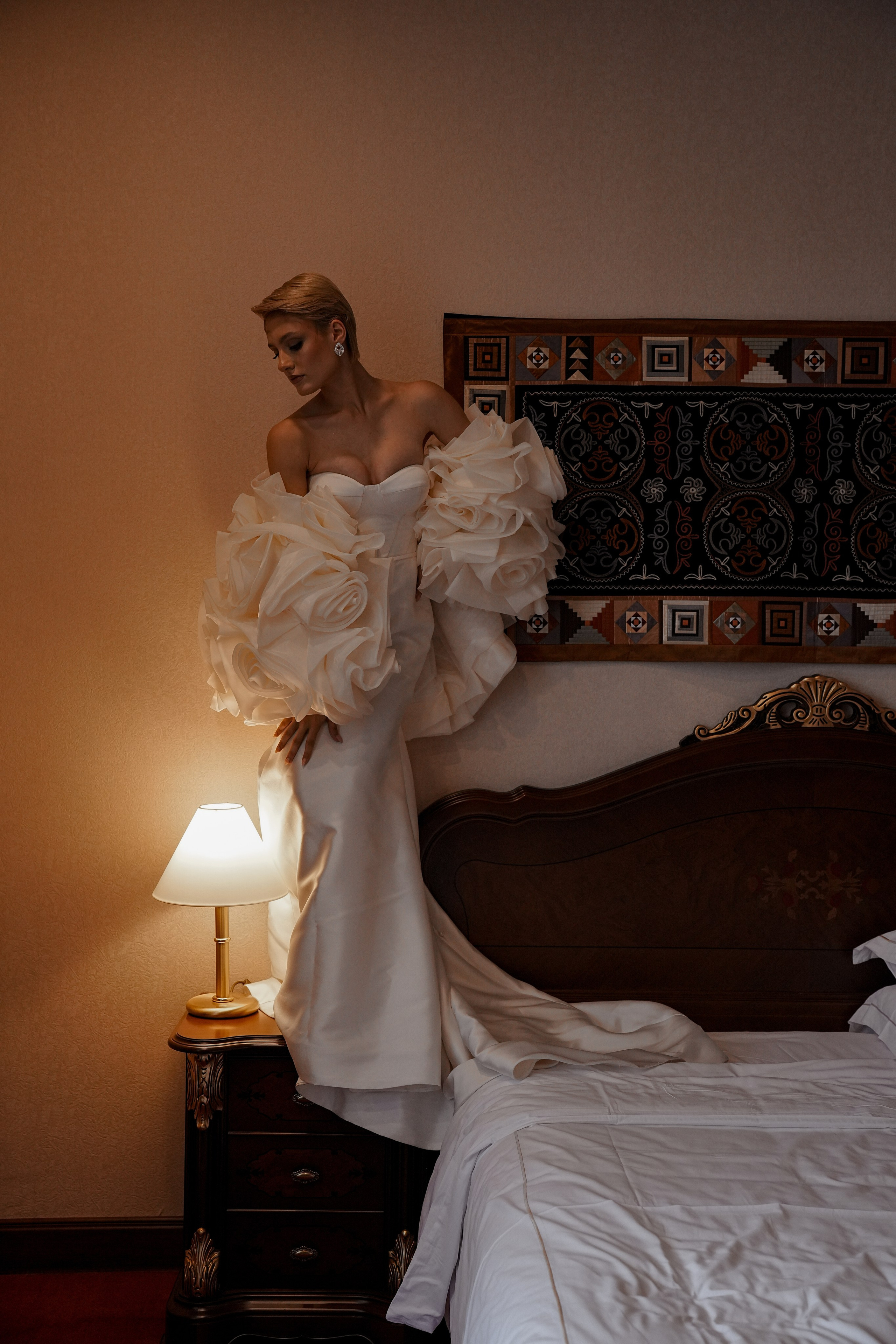 Николь Амир