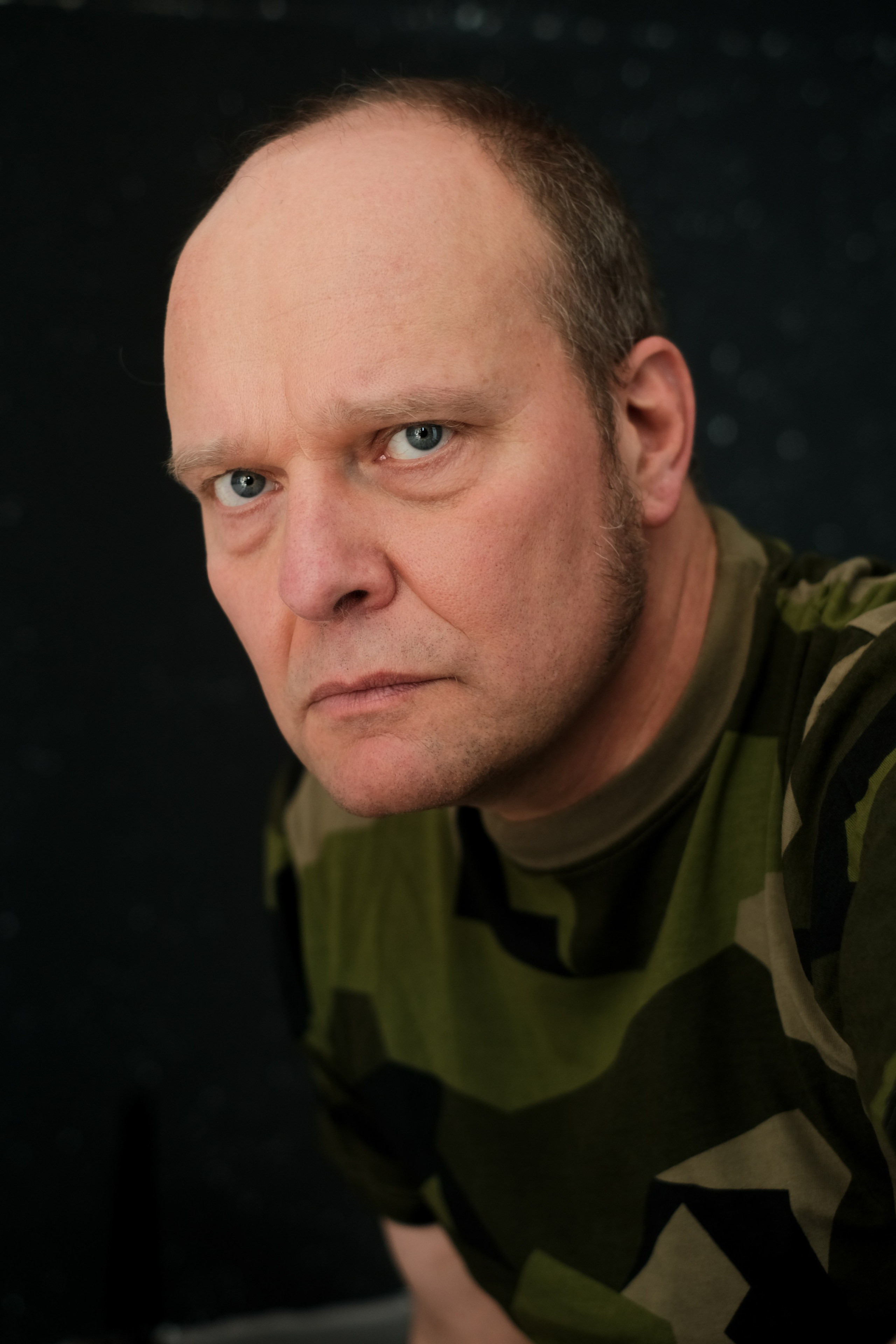 Karsten Kassi Wolf. Schauspielerfotos Berlin | Headshots & Casting-Videos – Acting Photography