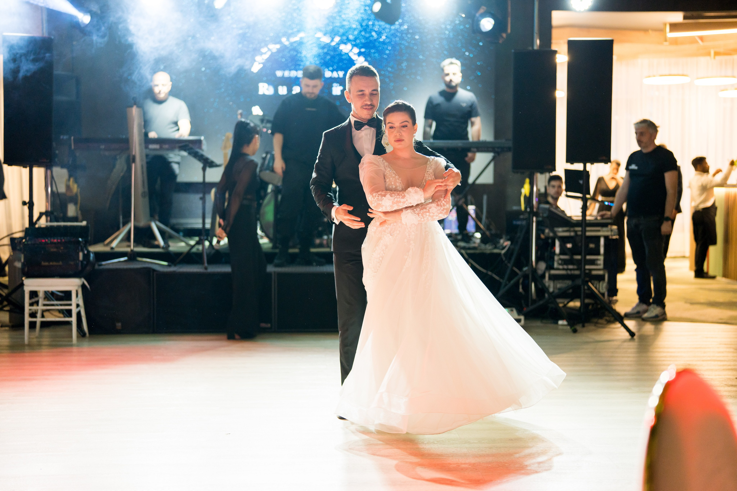 PARTY. Gabriel Florea — Fotograf nuntă București