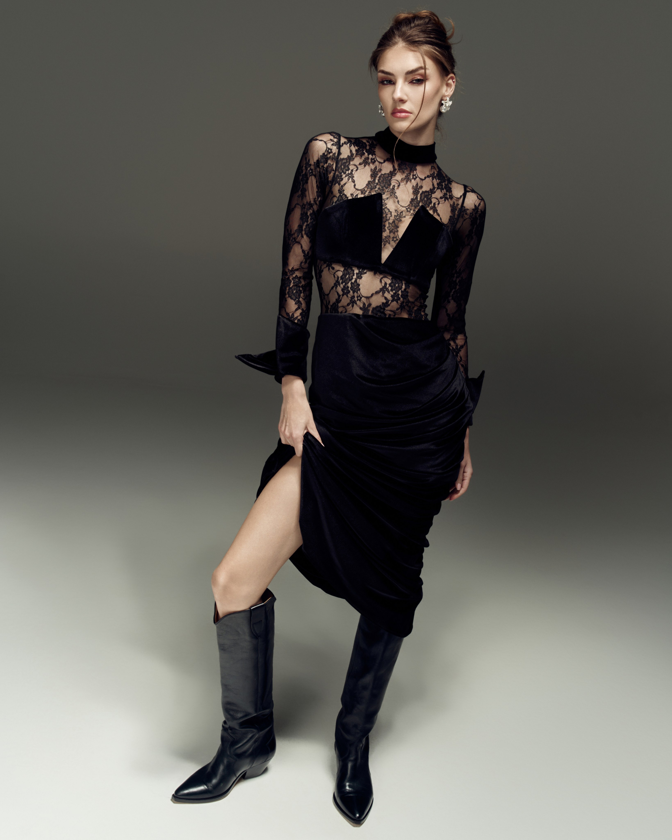 SOCIAL MEDIA CONTENT. Dubai photographer Anastasiia.dxb — portrait, fashion and brand photoshoots. Professional photographer for personal and commercial projects