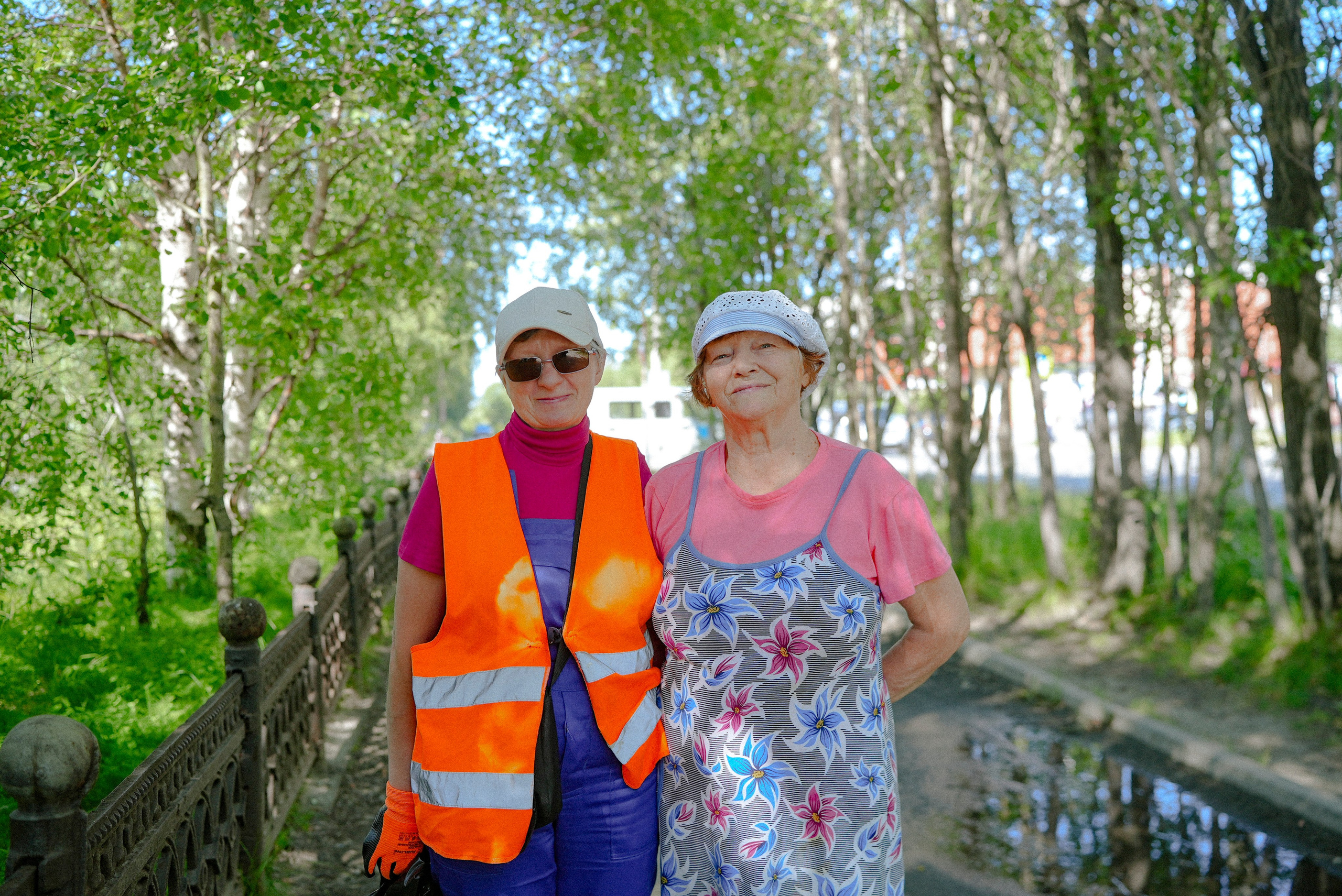 2025. Стрит-фотография, полная абсурда, идиотизма и красоты