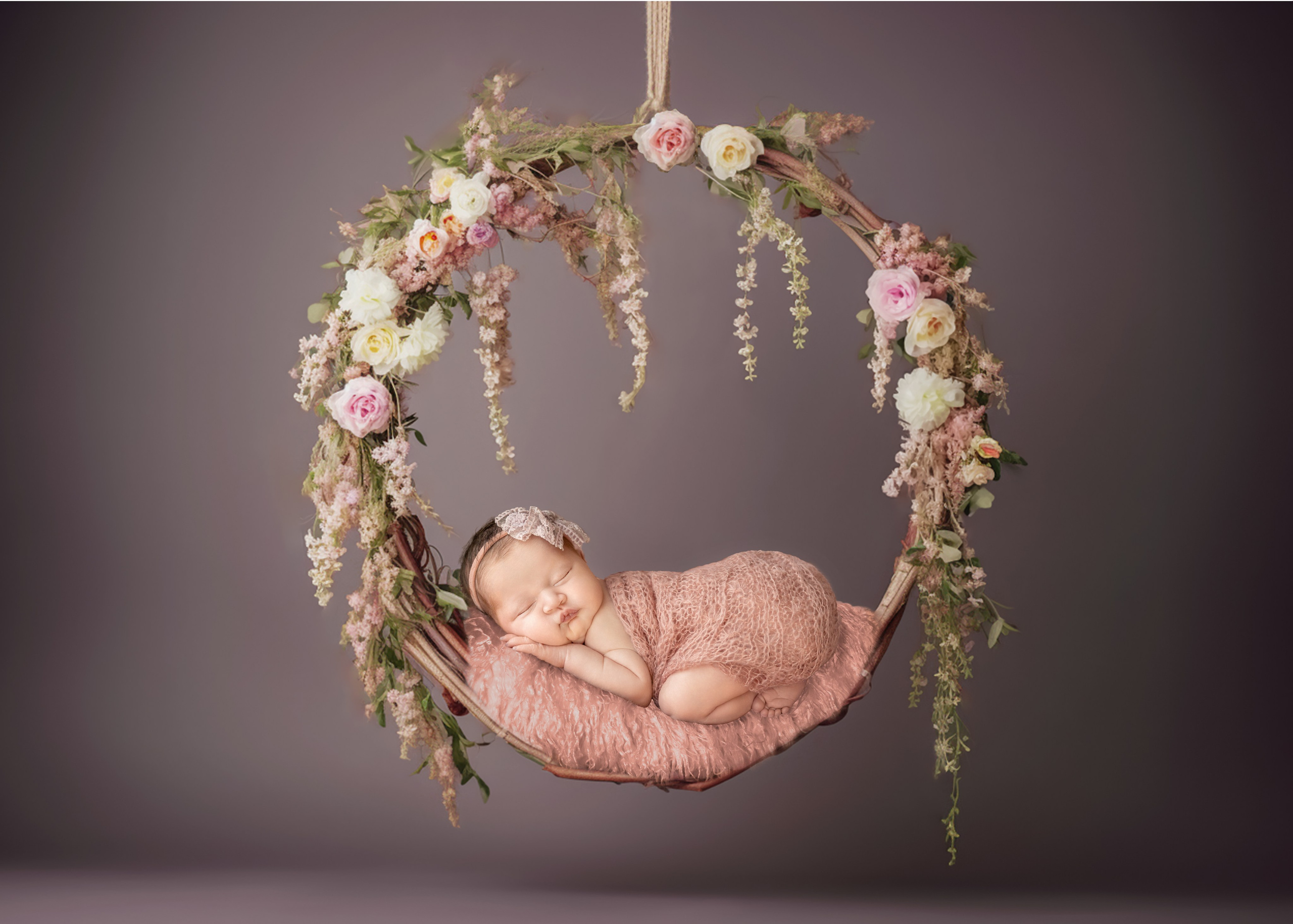 Newborn photos. Newborn photographer in Tampa Bay Area, FL