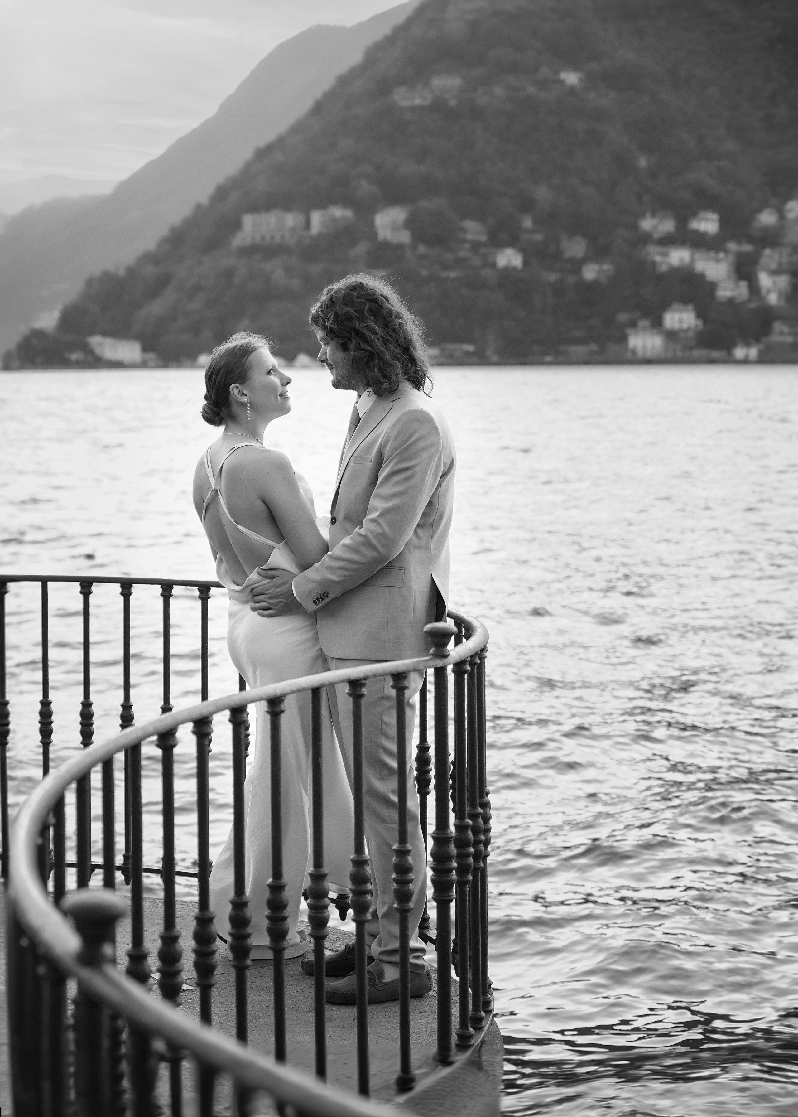 Angela & Fabbiano. Fotografo matrimonio Lago di Como Ferrari Media Production