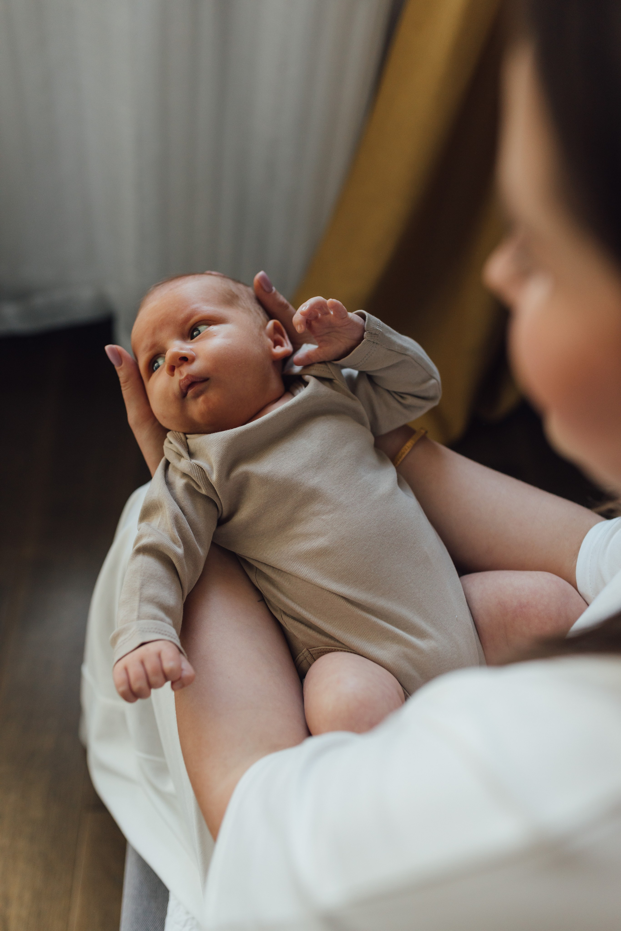Newborn Home Photo Session. Maternity, newborn photographer in the Bay Area|Iryna Rakivnenko